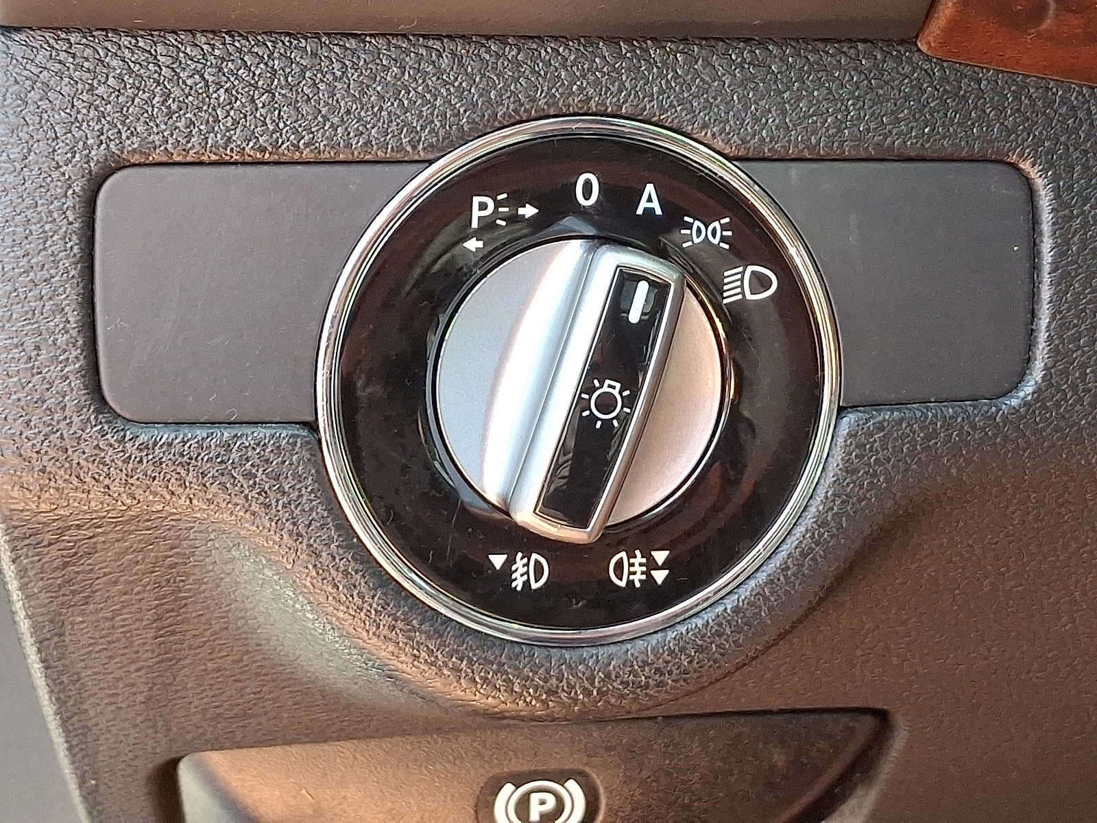 Thumbnail: 2010 Mercedes-Benz GLK - 22