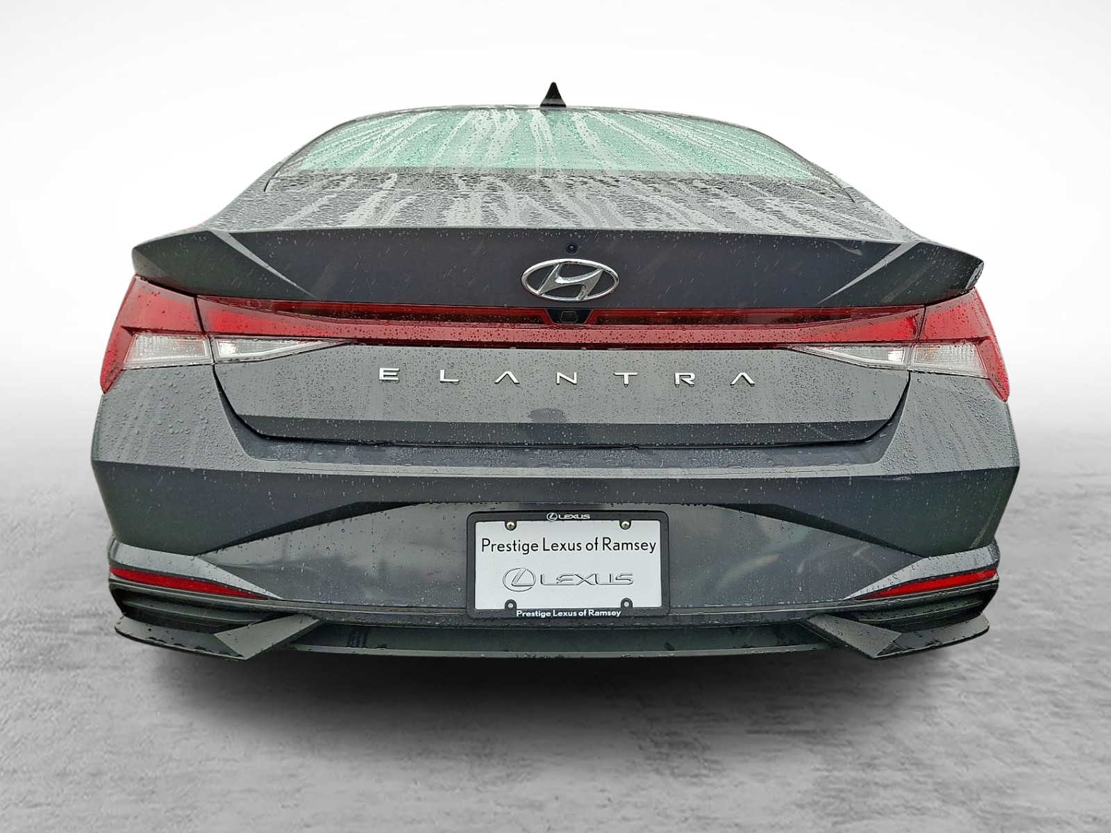 Thumbnail: 2023 Hyundai Elantra - 5