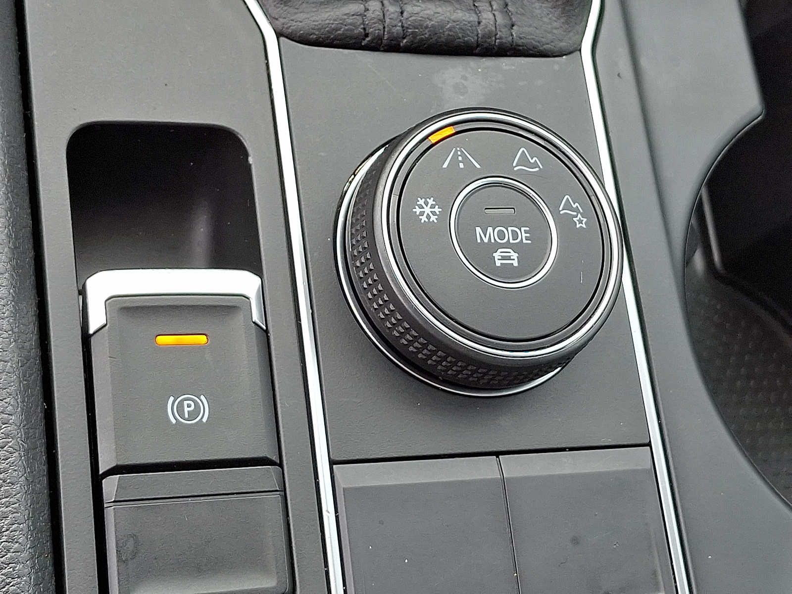 Thumbnail: 2018 Volkswagen Atlas - 22