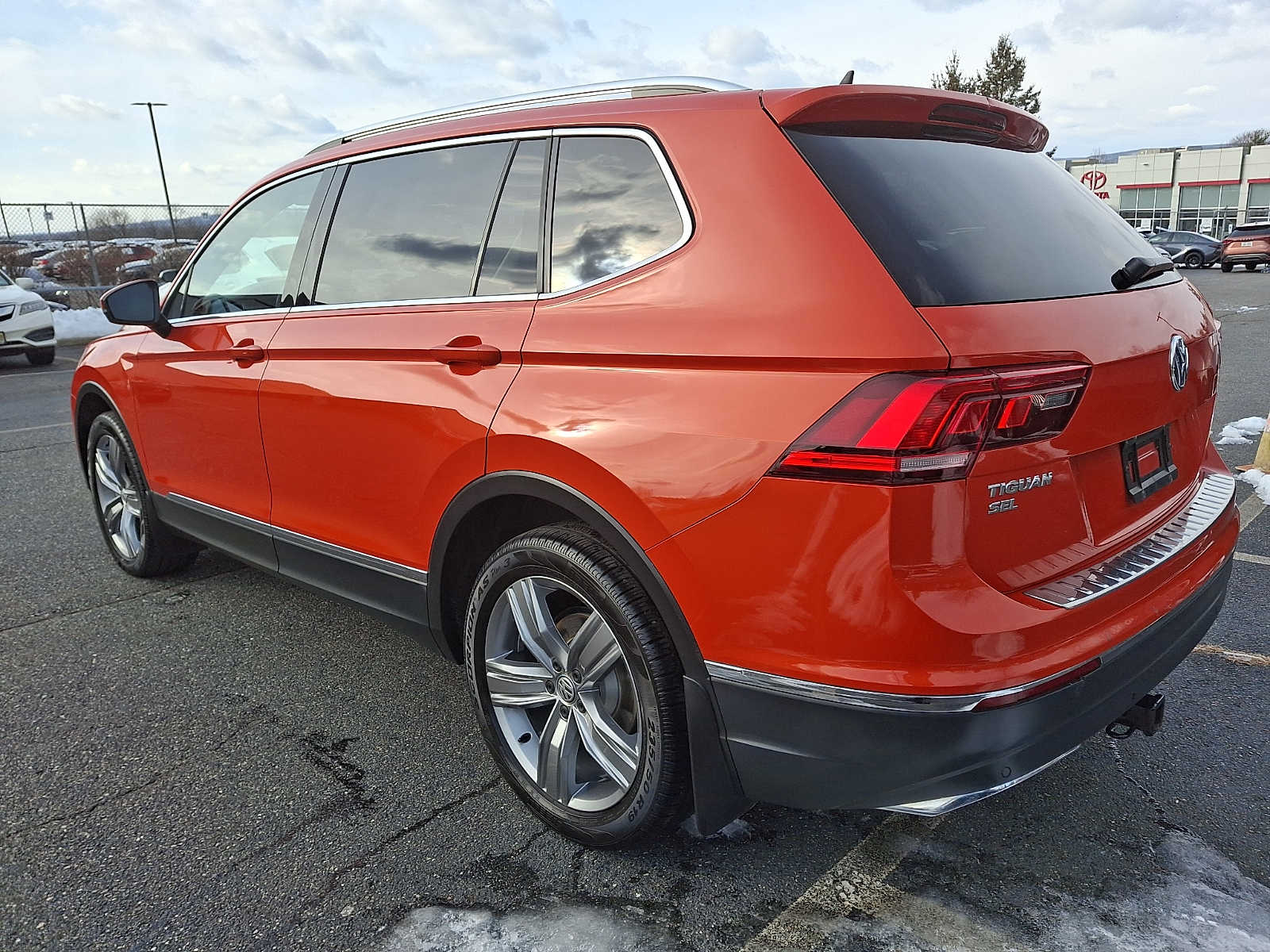 Thumbnail: 2019 Volkswagen Tiguan - 7