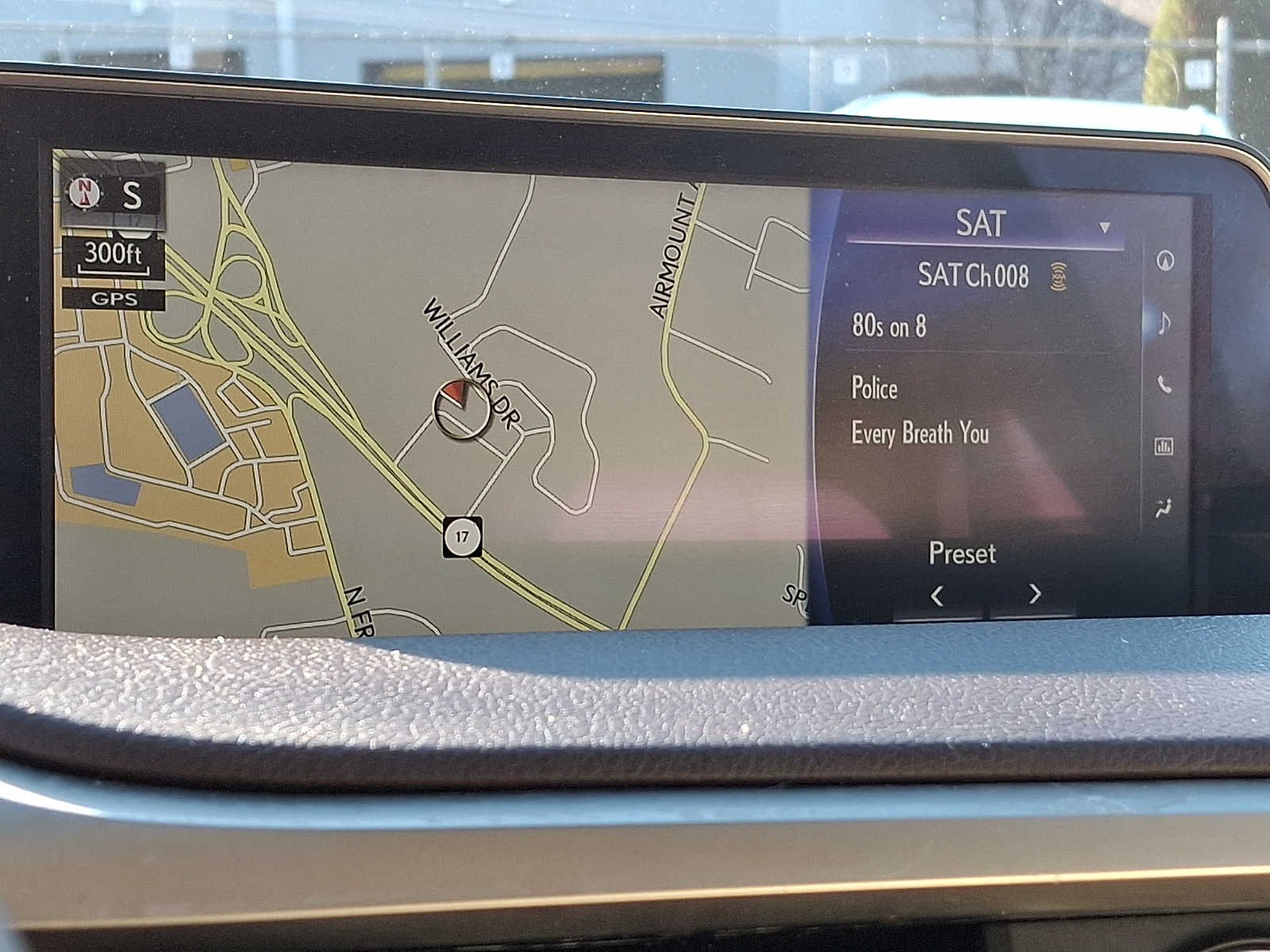 Thumbnail: 2017 Lexus RX - 13