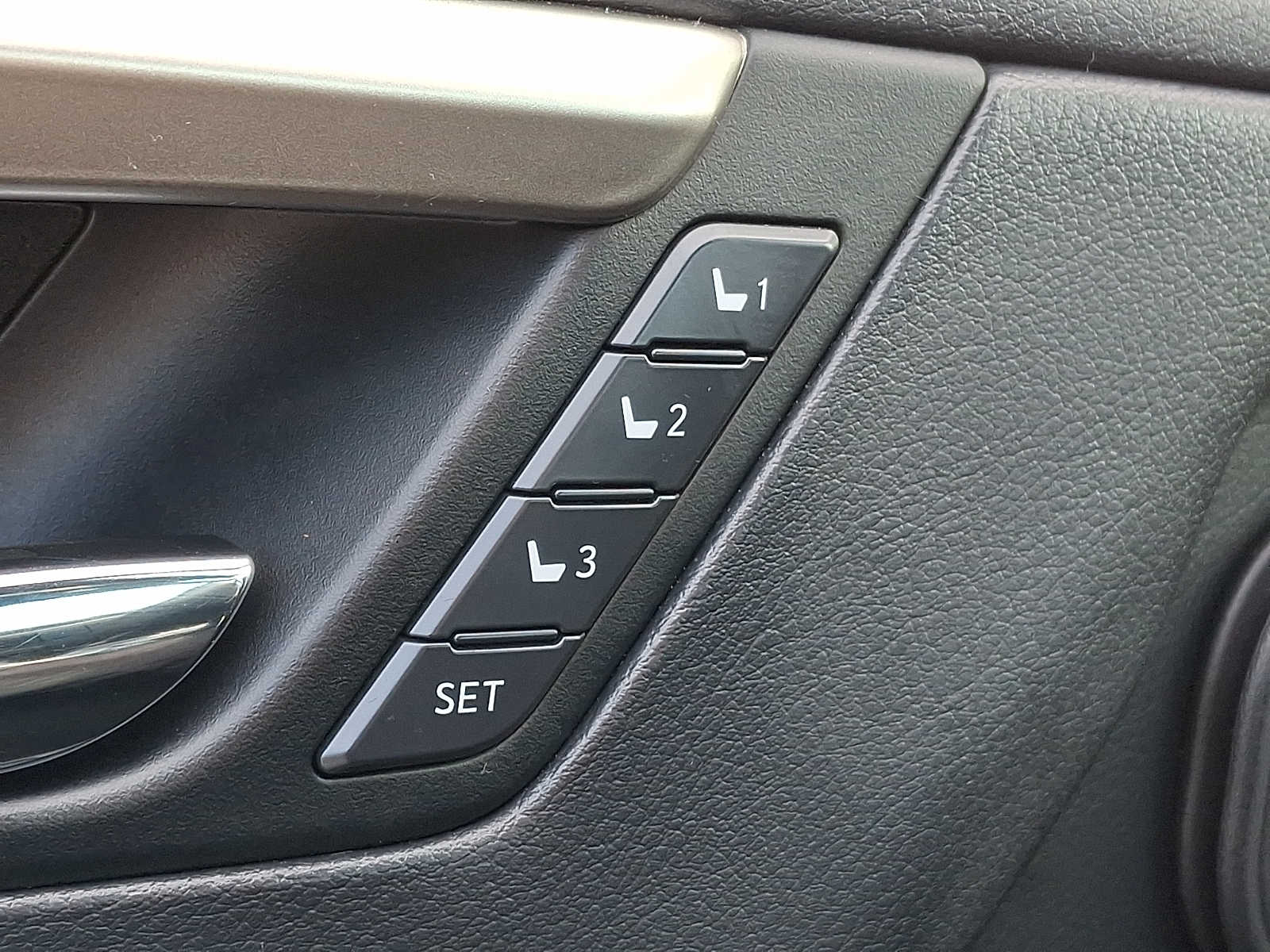 Thumbnail: 2021 Lexus RX - 25