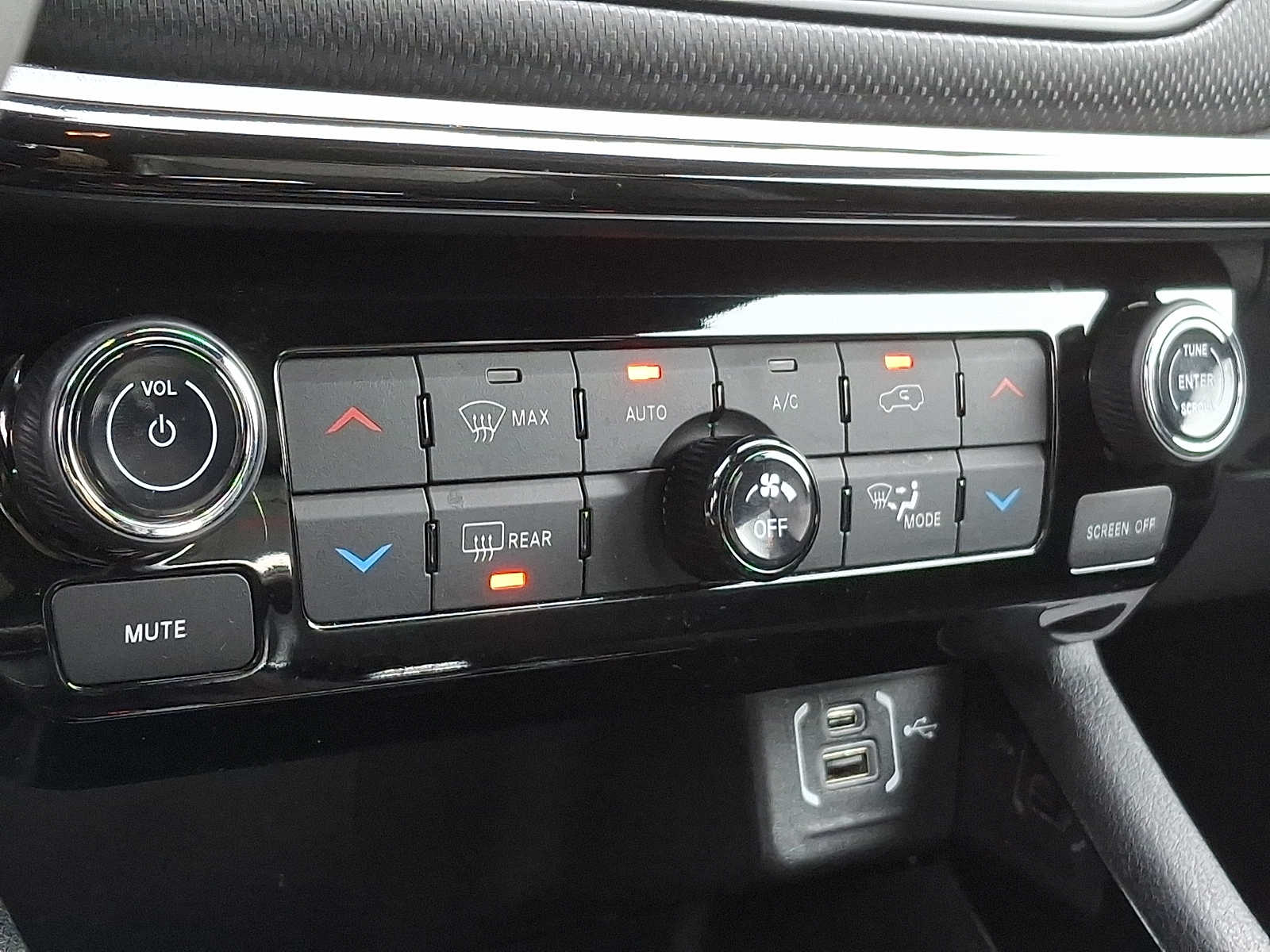 Thumbnail: 2024 Jeep Compass - 13