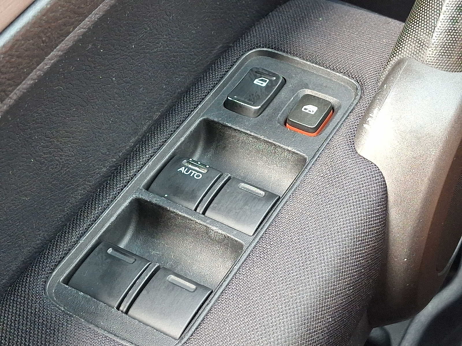 Thumbnail: 2010 Honda CR-V - 22
