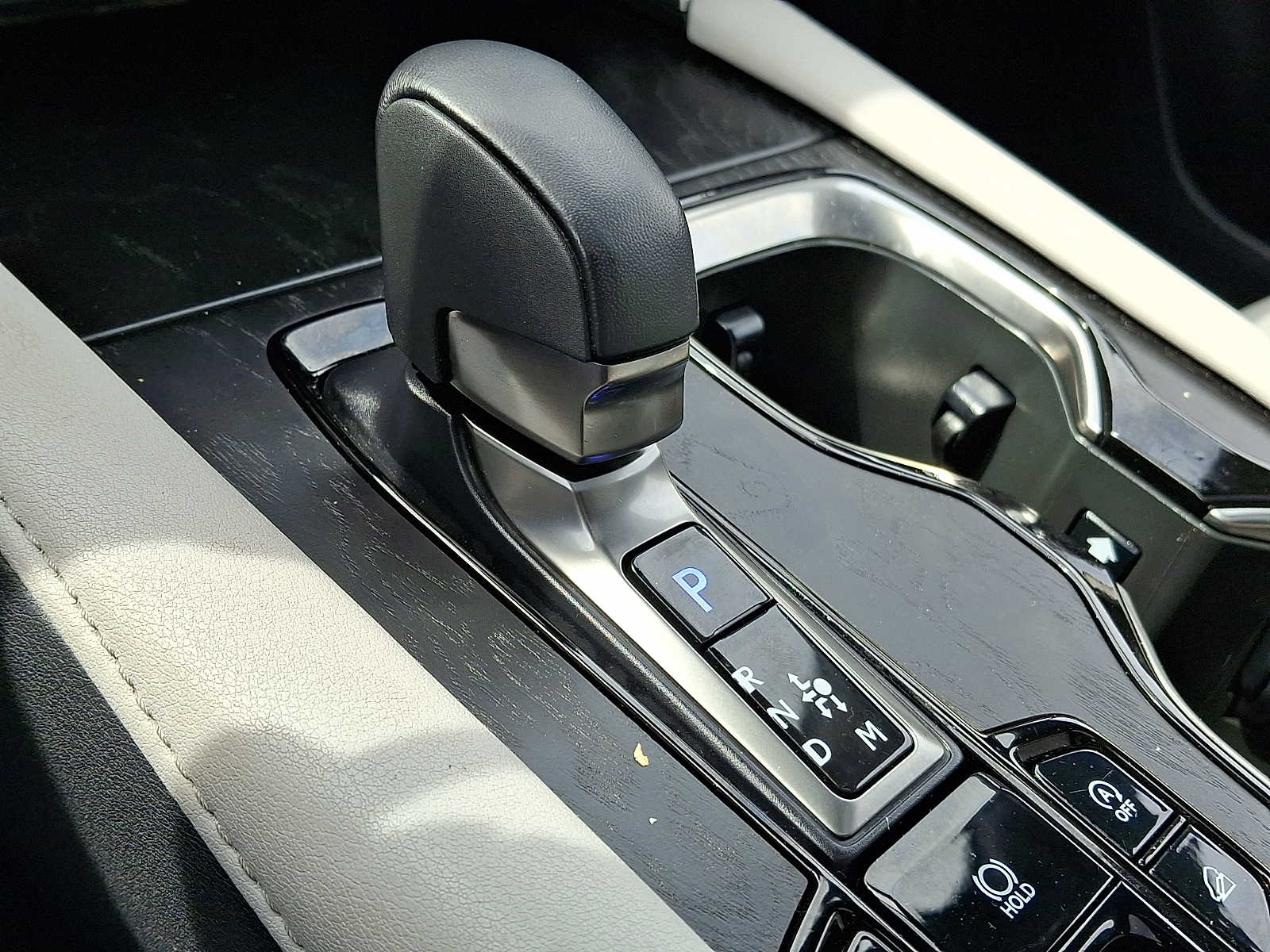 Thumbnail: 2024 Lexus RX - 13