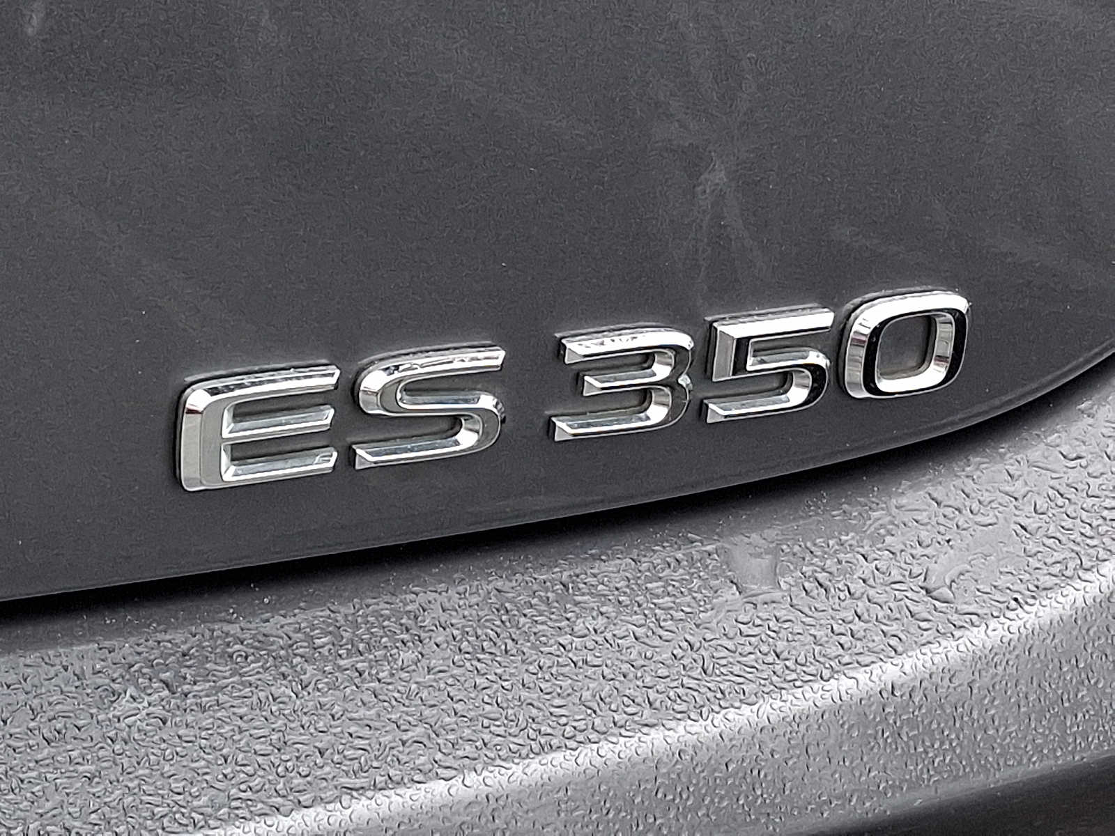 Thumbnail: 2020 Lexus ES - 25