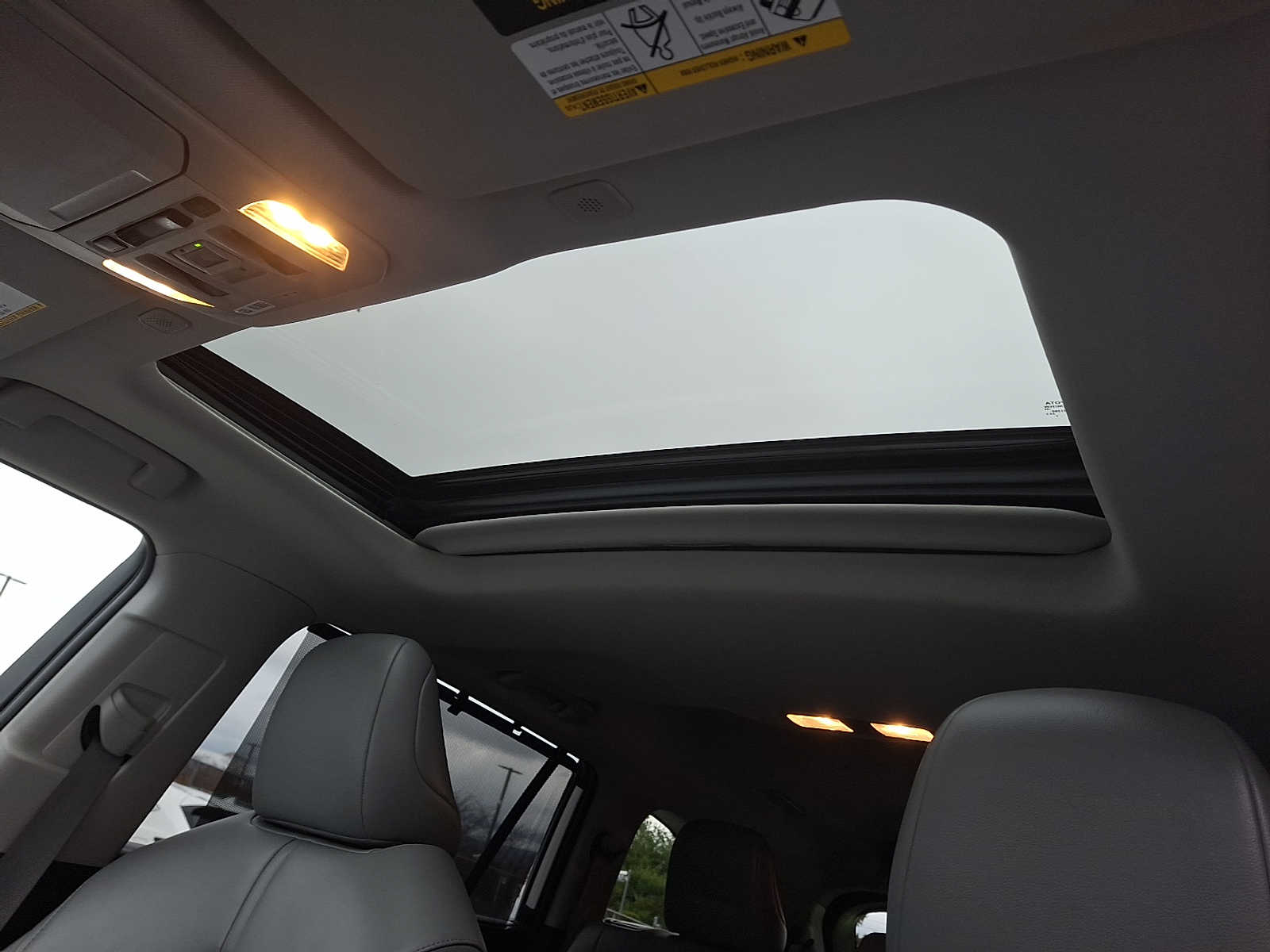 Thumbnail: 2023 Toyota Highlander - 11