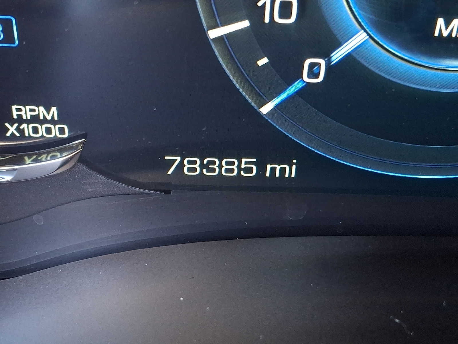 Thumbnail: 2017 Cadillac Escalade - 19