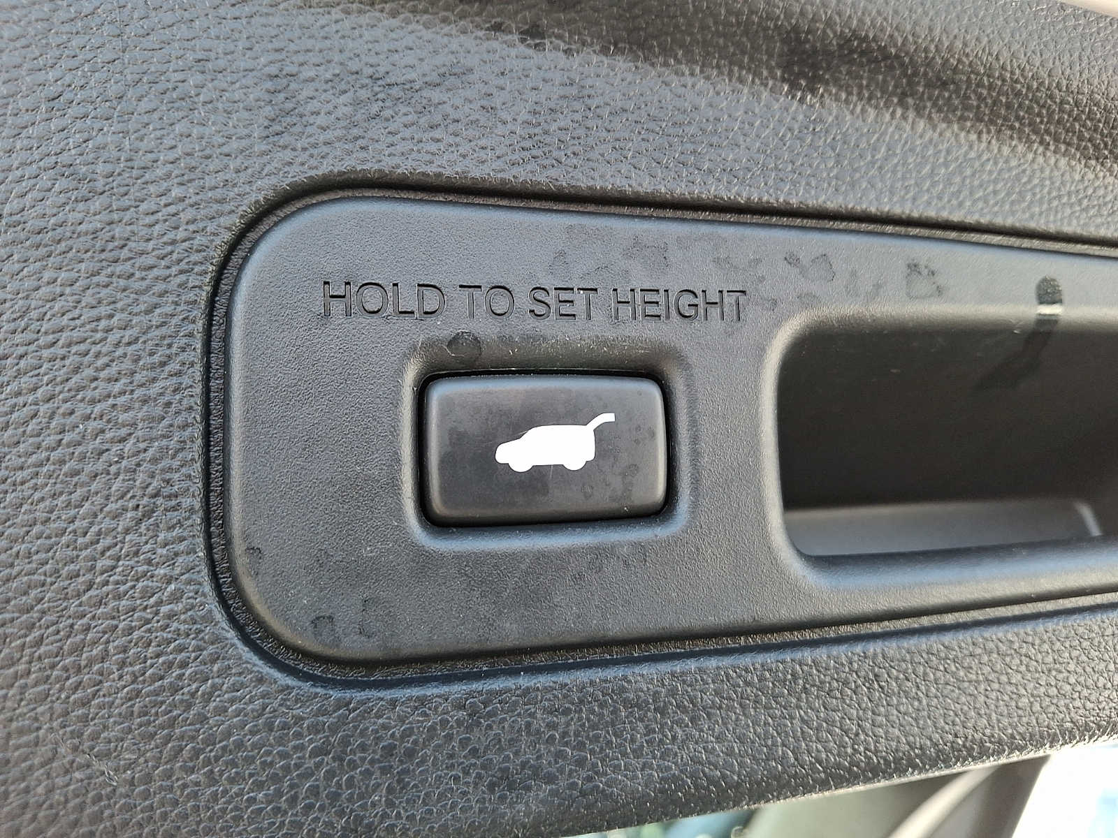 Thumbnail: 2022 Acura MDX - 29