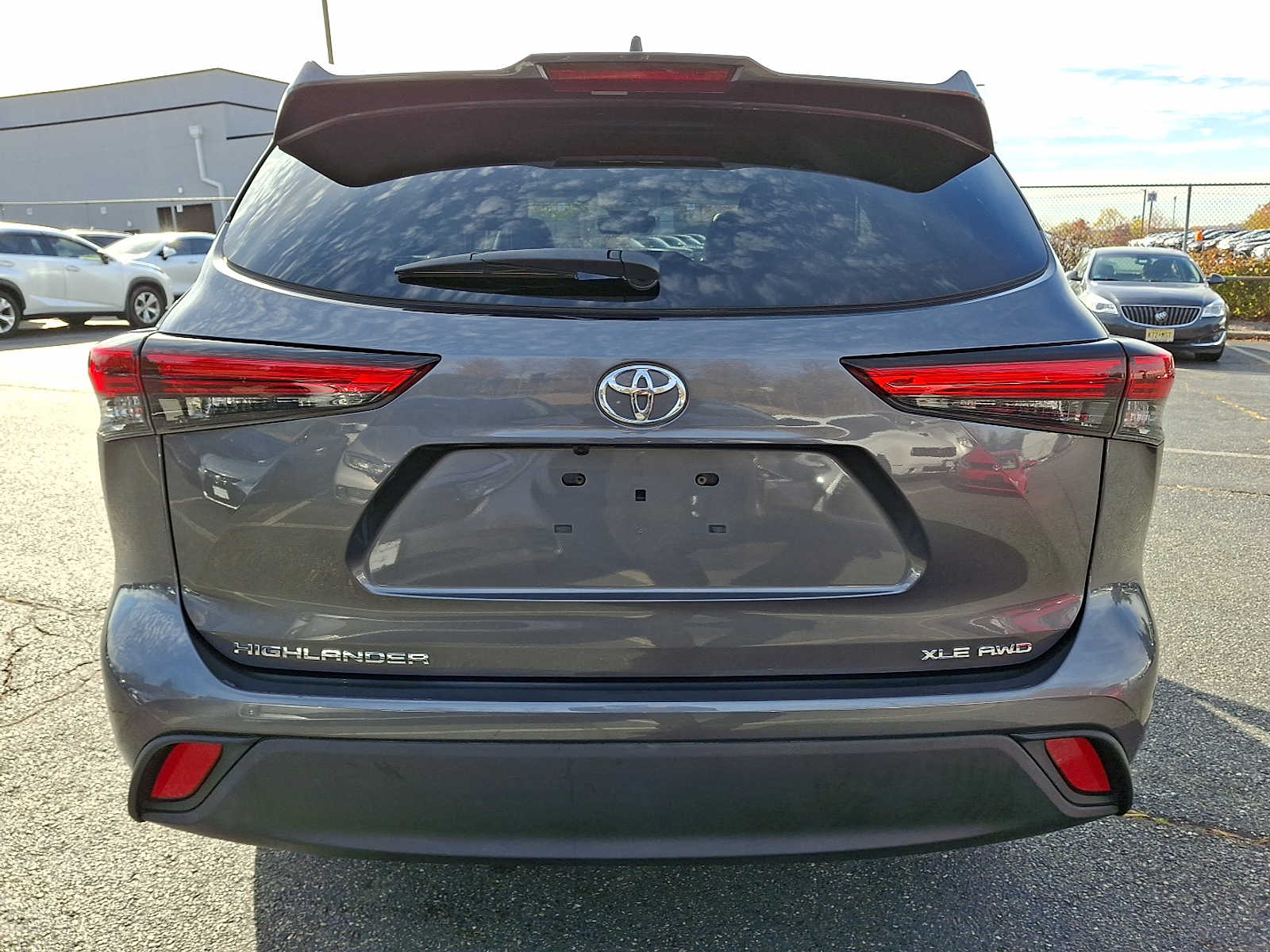 Thumbnail: 2021 Toyota Highlander - 5