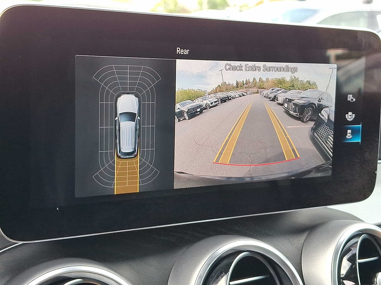 Thumbnail: 2022 Mercedes-Benz GLC - 15