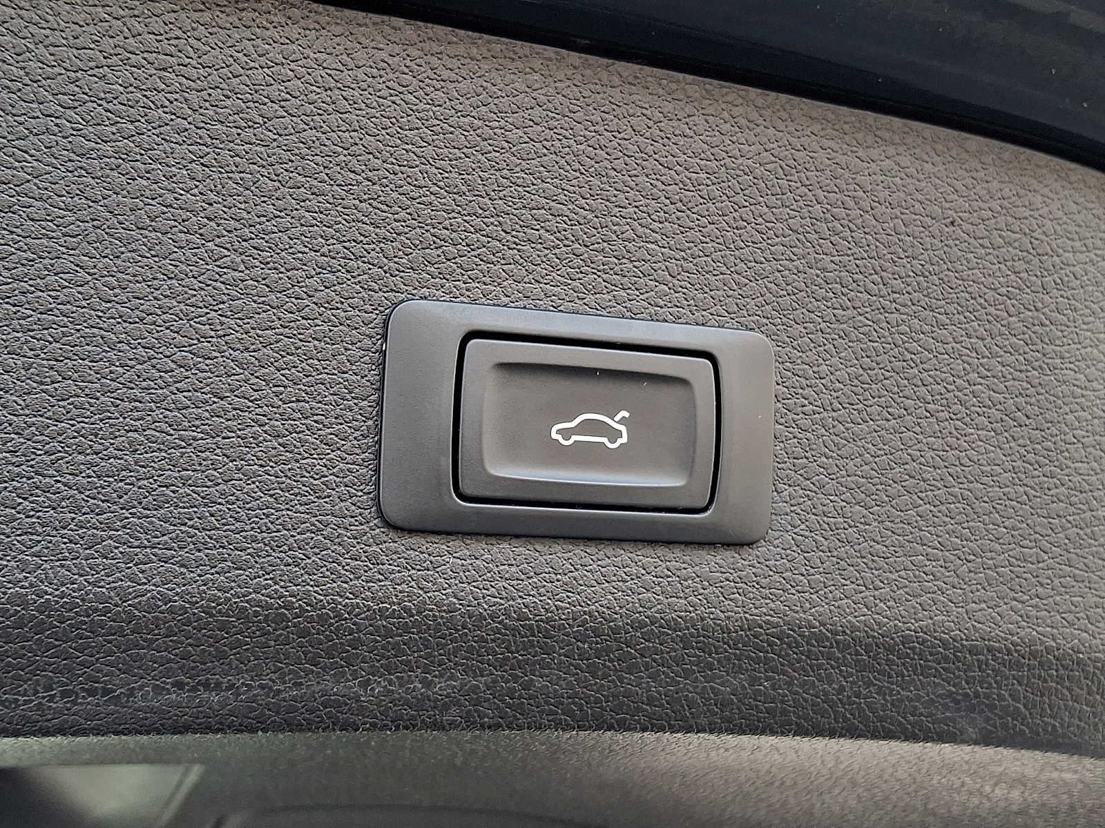 Thumbnail: 2014 Audi Q7 - 28