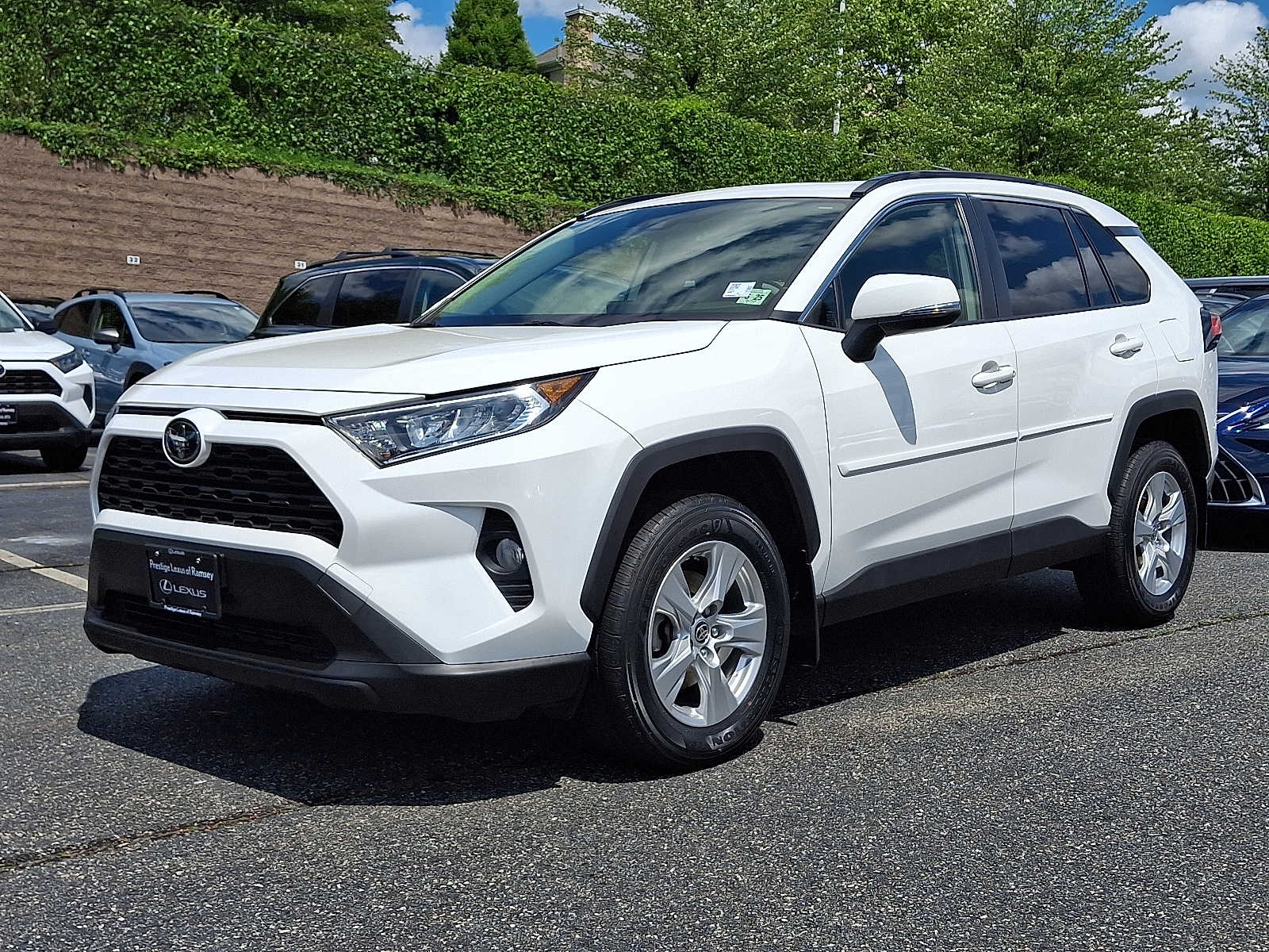 2020 Toyota RAV4 XLE -
                  Ramsey, NJ