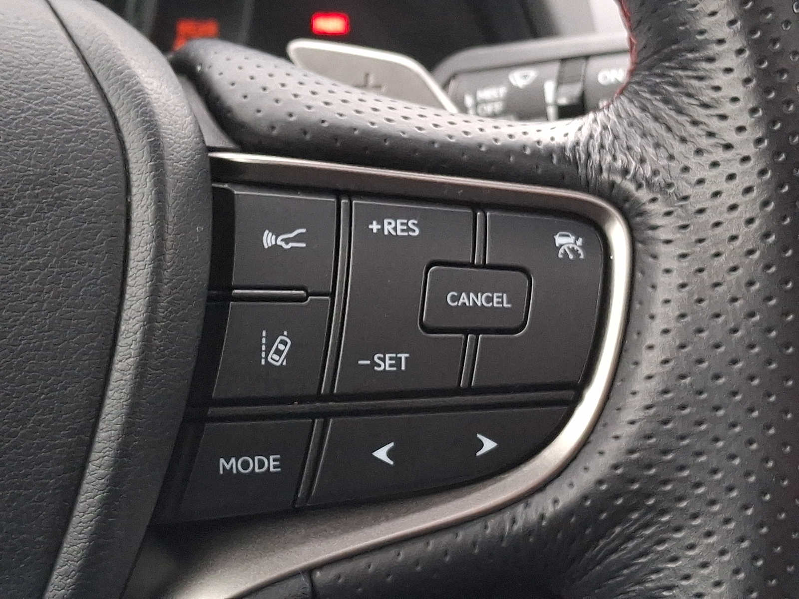 Thumbnail: 2019 Lexus UX - 19