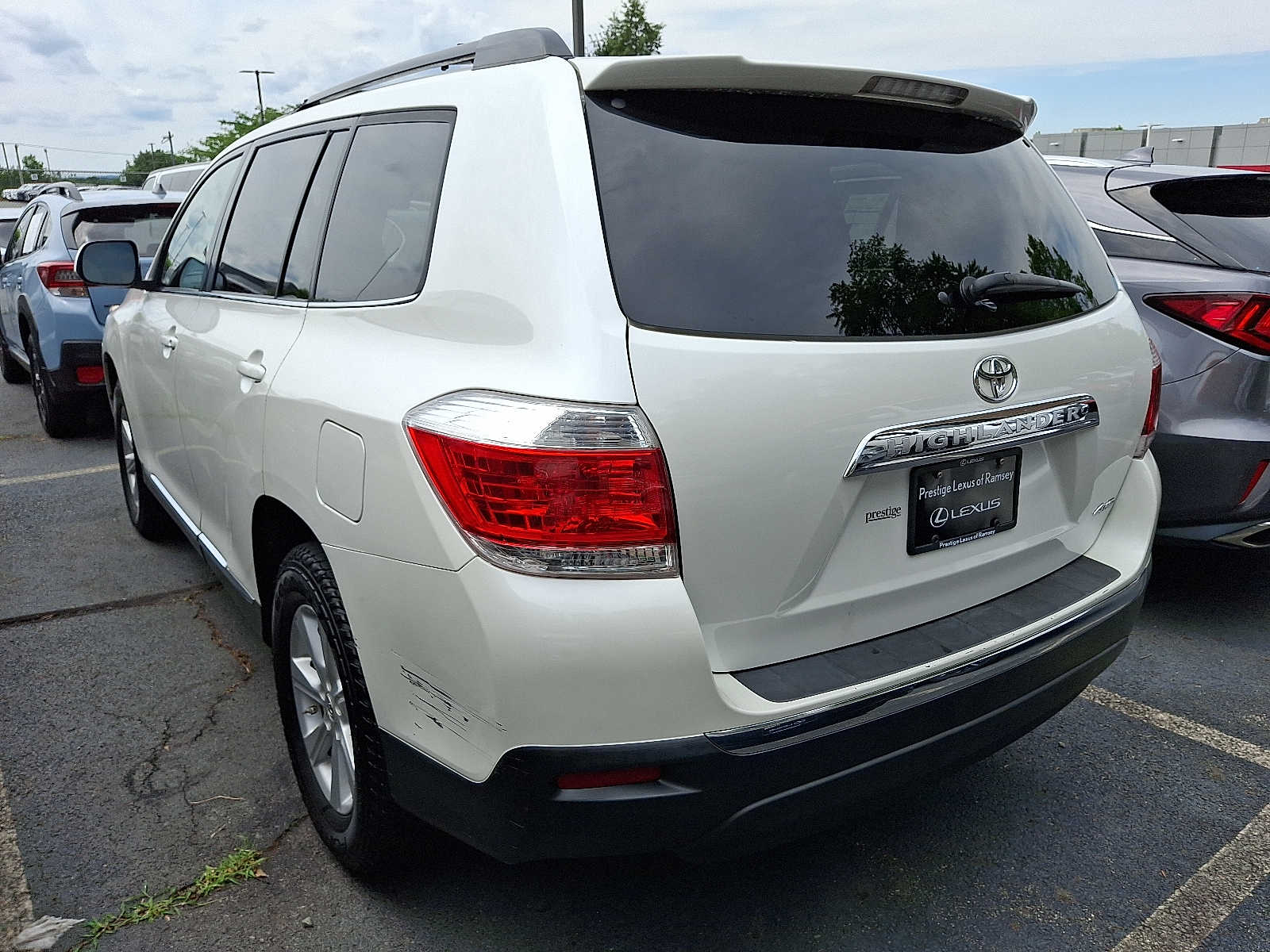 Thumbnail: 2011 Toyota Highlander - 6