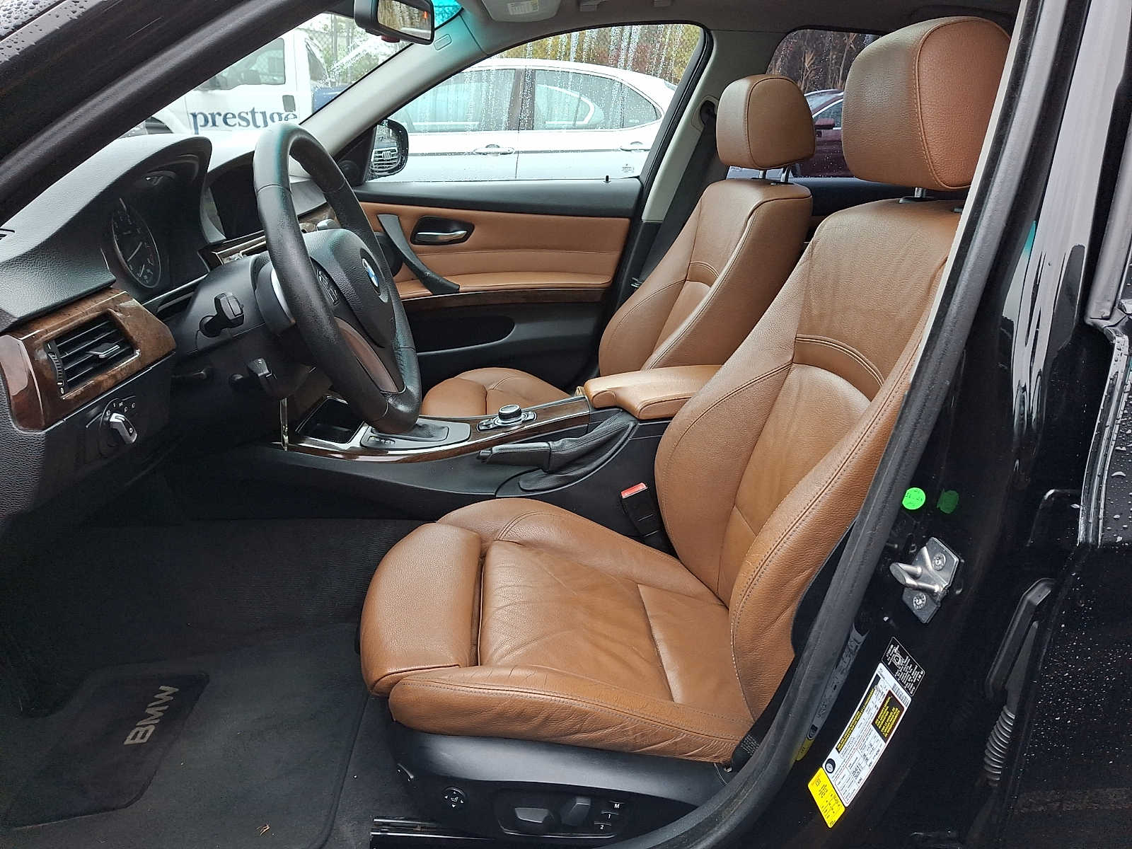 Thumbnail: 2010 BMW 3 Series - 10