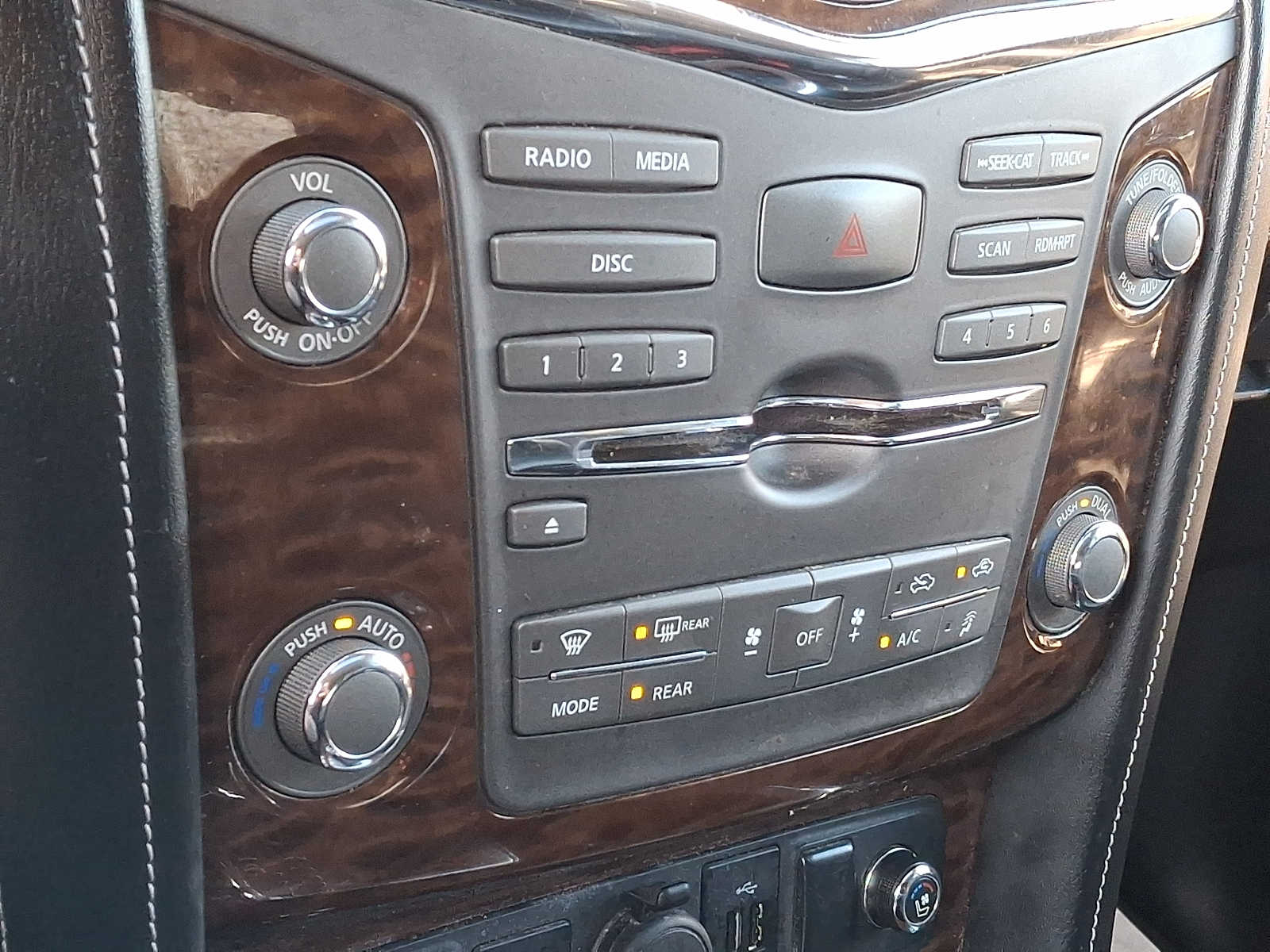 Thumbnail: 2018 Nissan Armada - 15