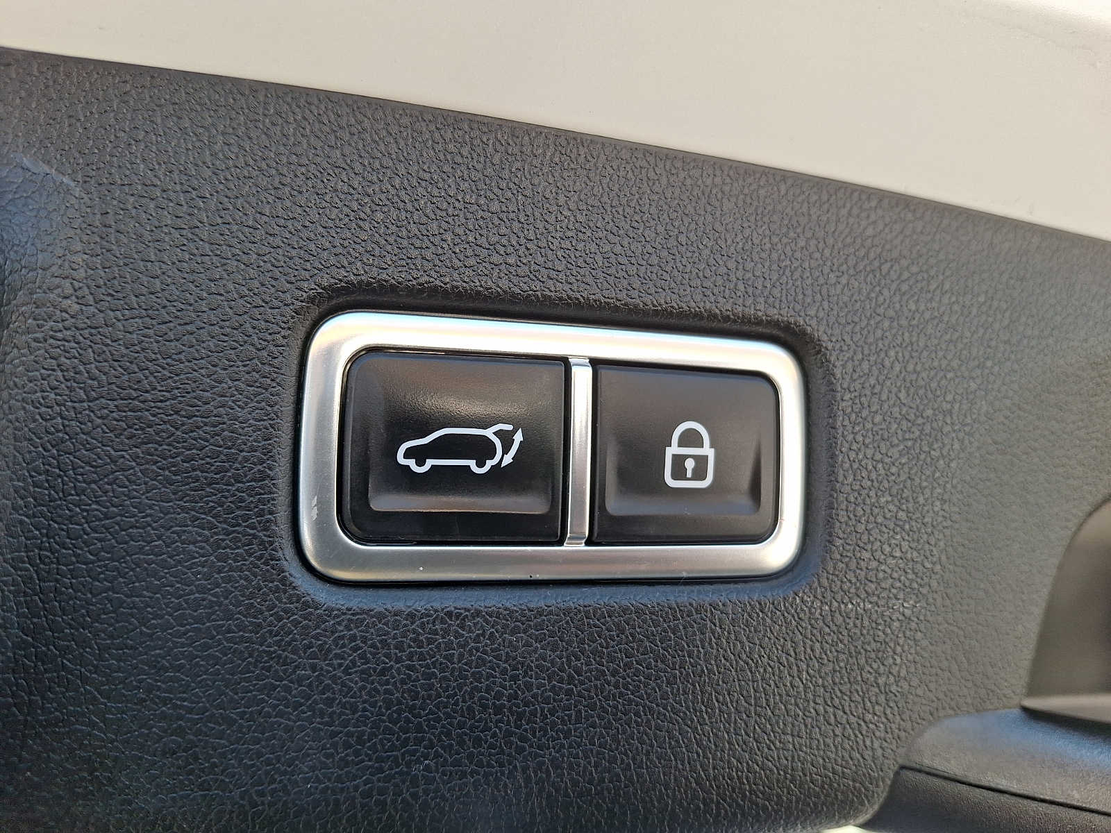 Thumbnail: 2021 Kia Sorento - 28