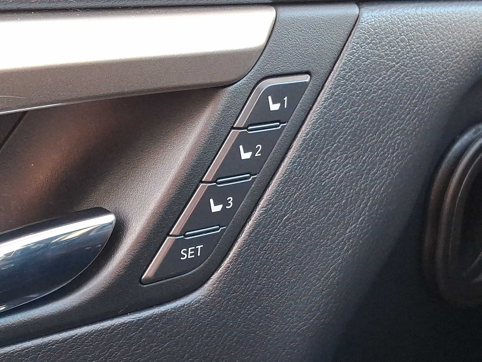 Thumbnail: 2021 Lexus RX - 24