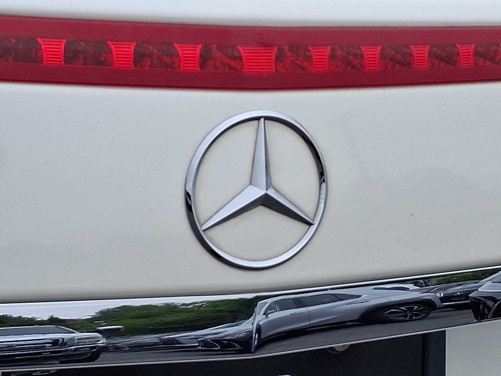 Thumbnail: 2010 Mercedes-Benz E-Class - 29