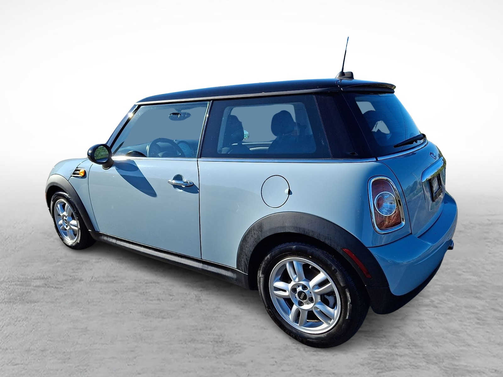 Thumbnail: 2013 MINI Cooper Hardtop - 5