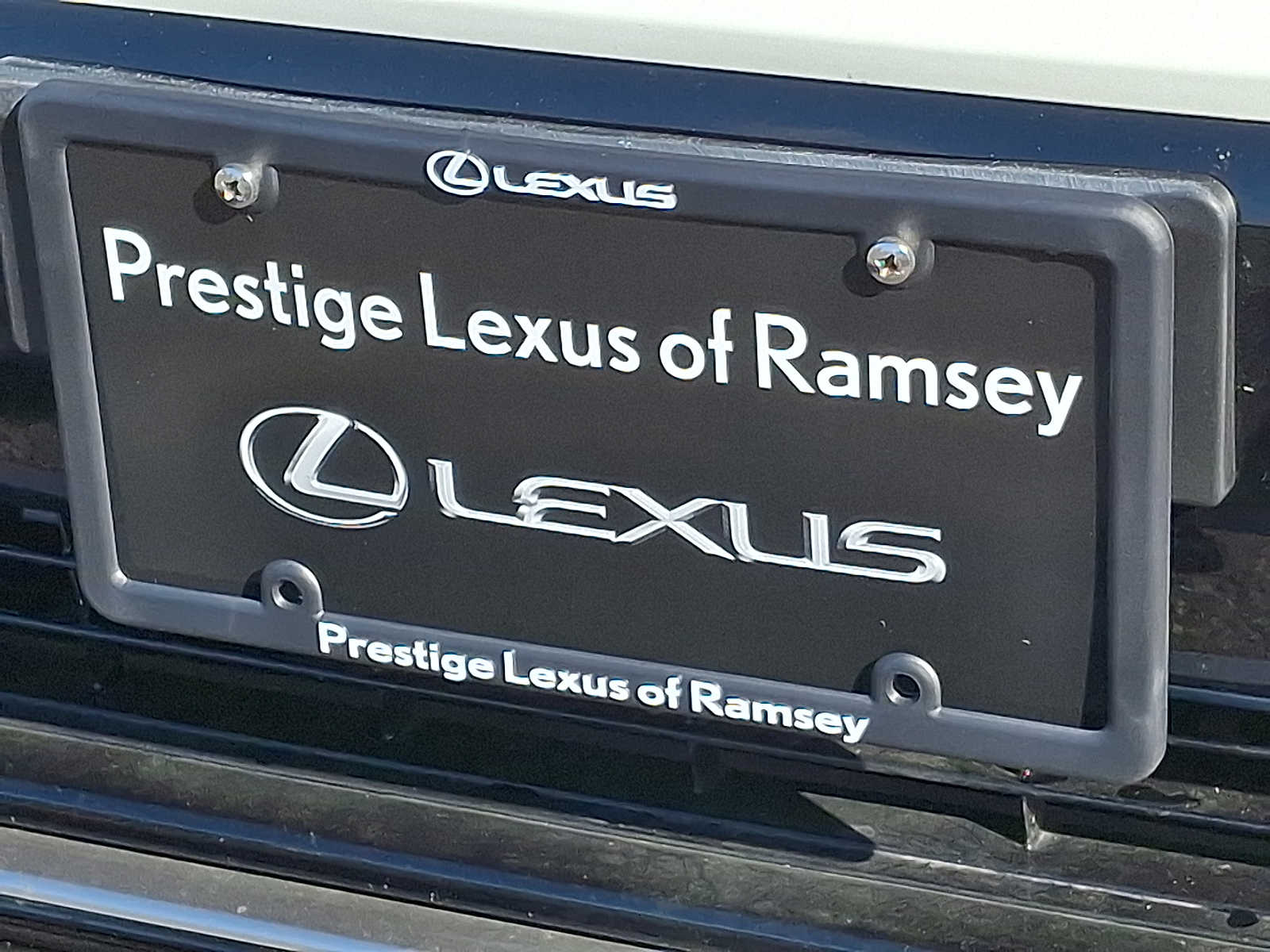 Thumbnail: 2017 Lexus ES - 30