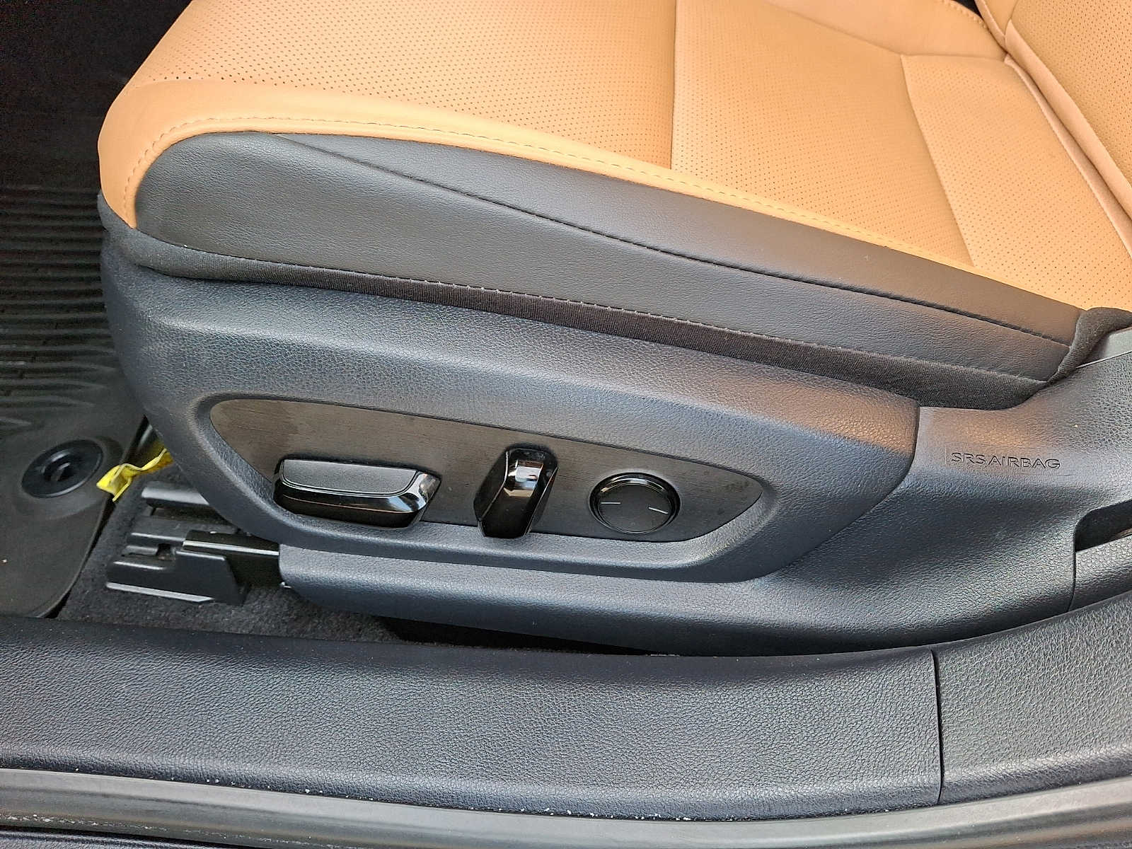 Thumbnail: 2024 Lexus ES - 11