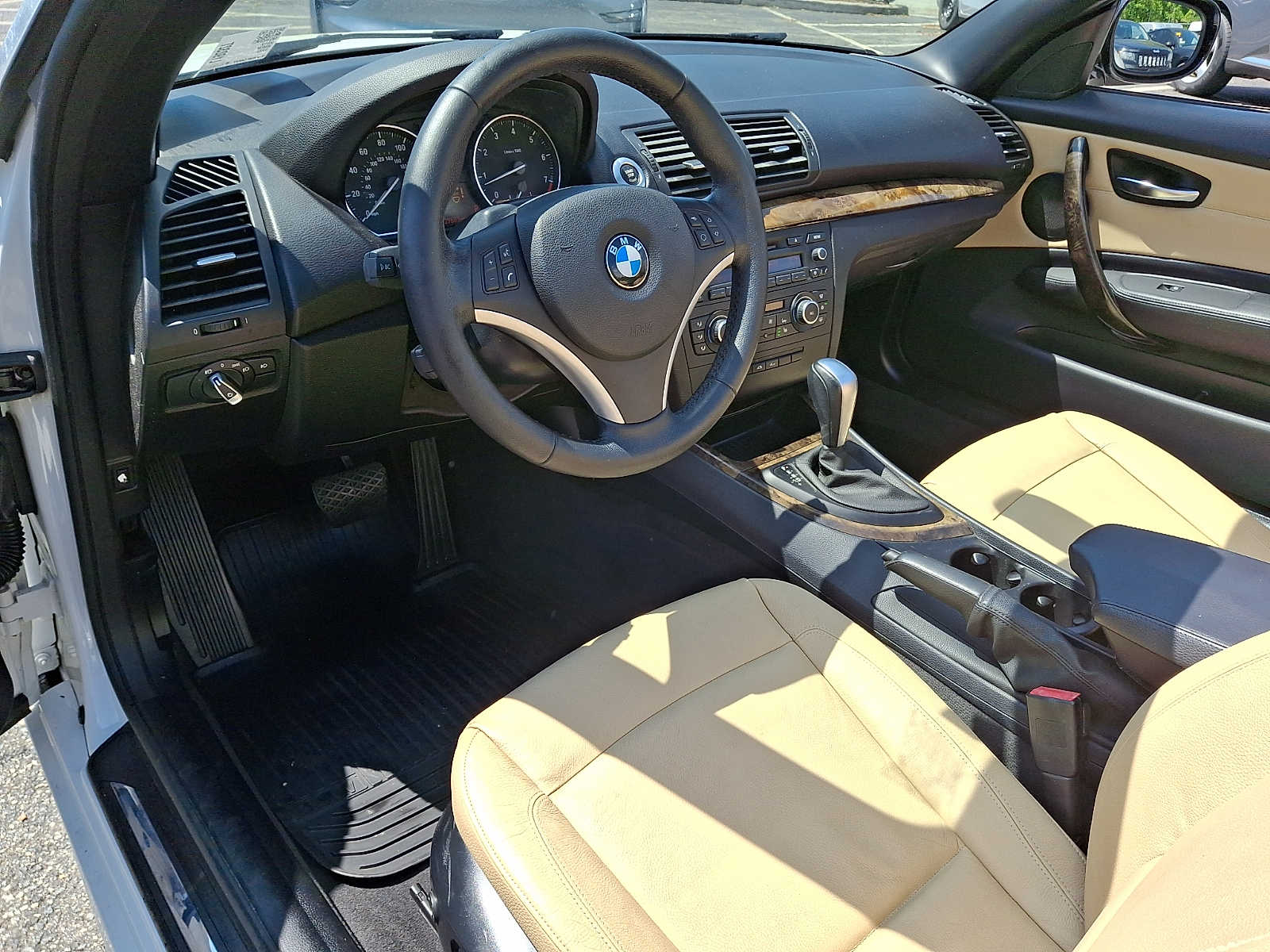 Thumbnail: 2012 BMW 1 Series - 12