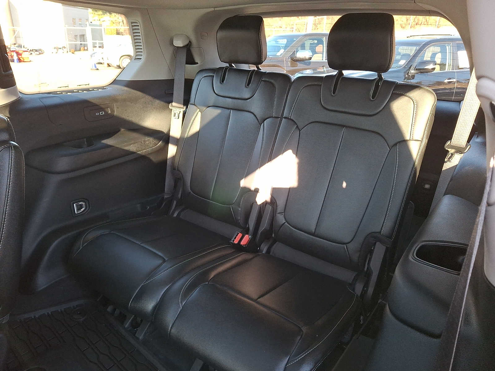 Thumbnail: 2024 Jeep Grand Cherokee L - 8