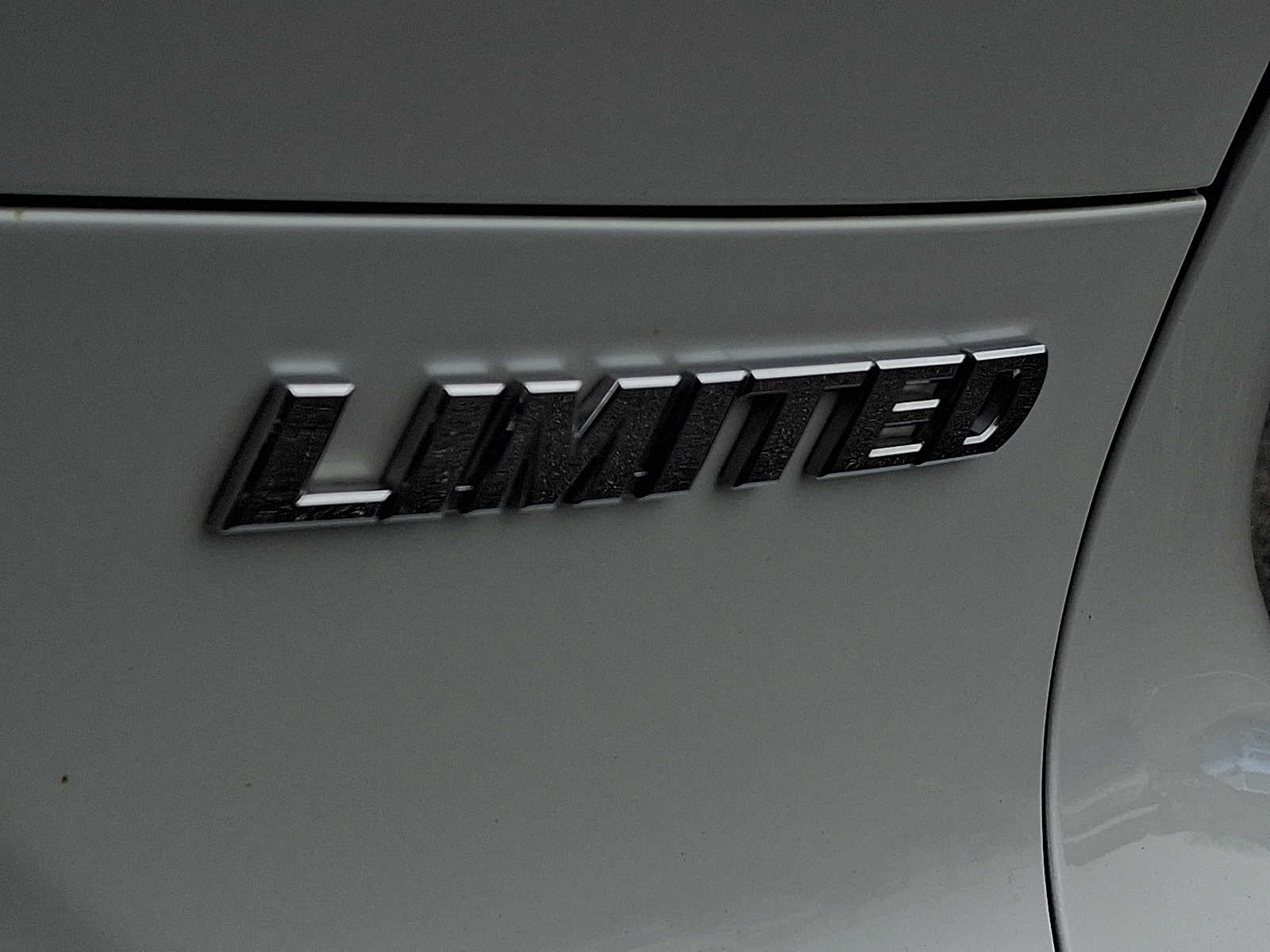 Thumbnail: 2023 Toyota Venza - 30