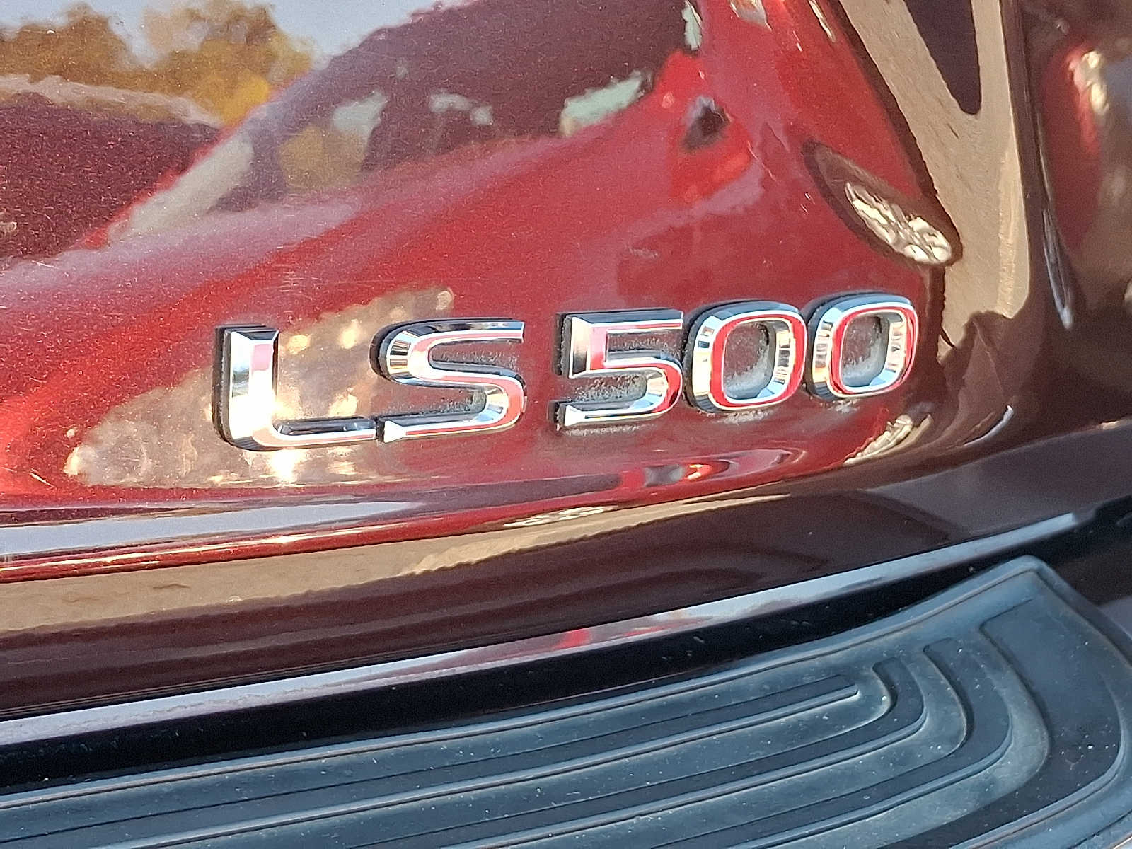 Thumbnail: 2020 Lexus LS - 29