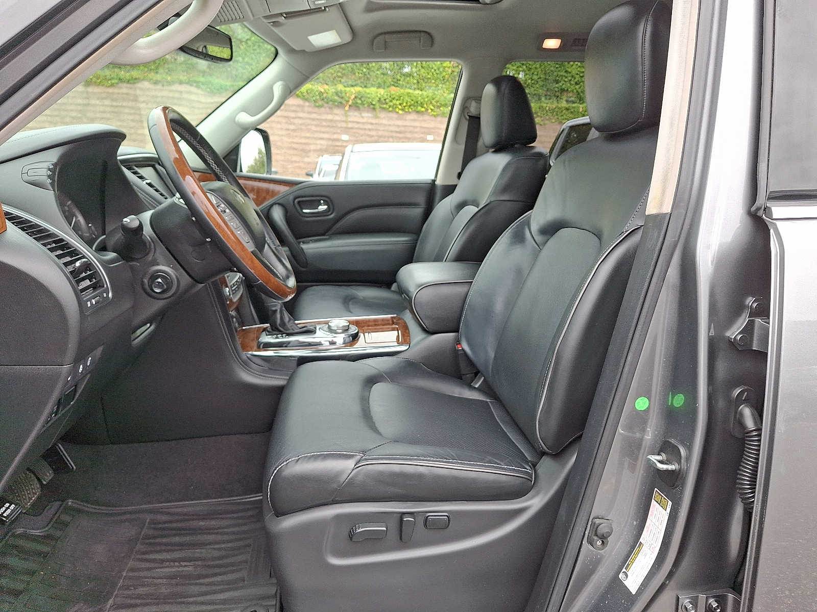 Thumbnail: 2019 INFINITI QX80 - 11