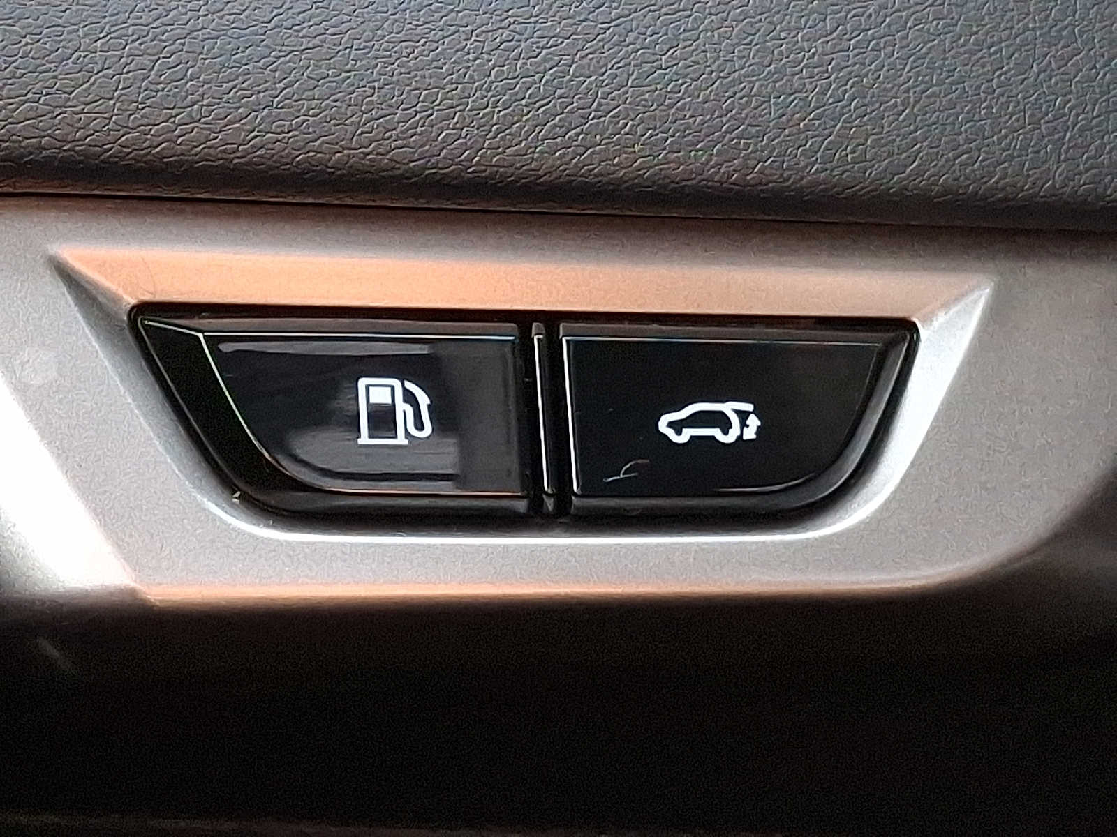 Thumbnail: 2024 Lexus RX - 22