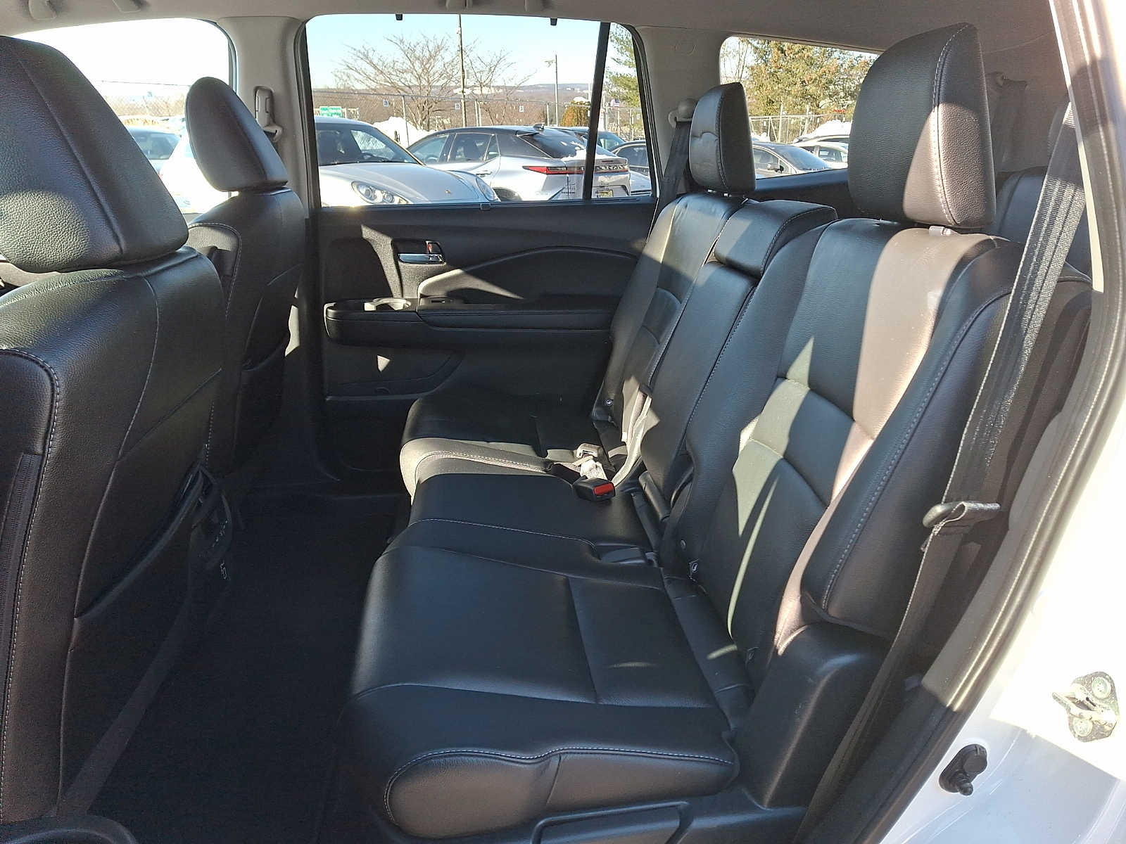 Thumbnail: 2019 Honda Pilot - 9