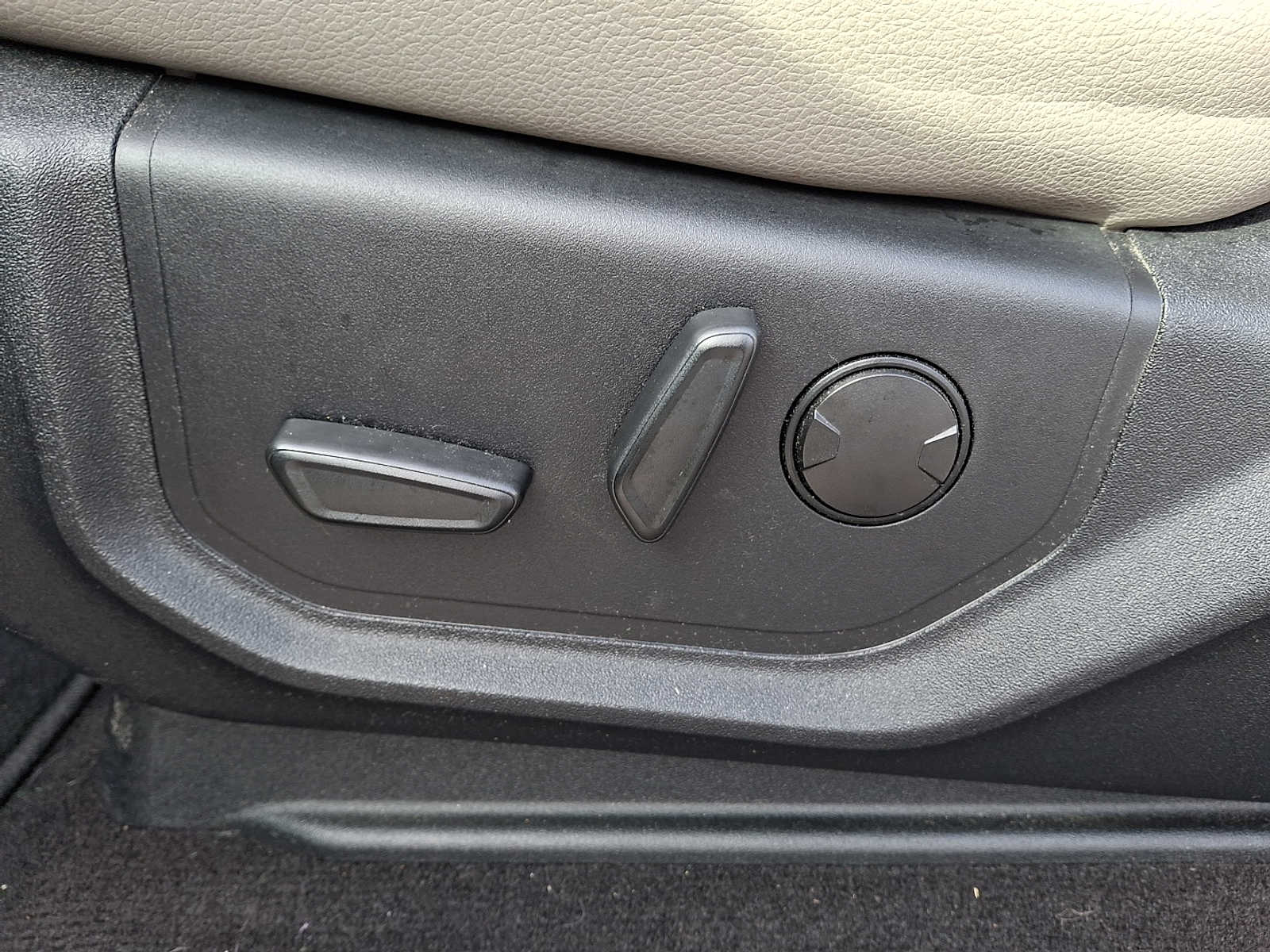 Thumbnail: 2019 Ford F-150 - 9