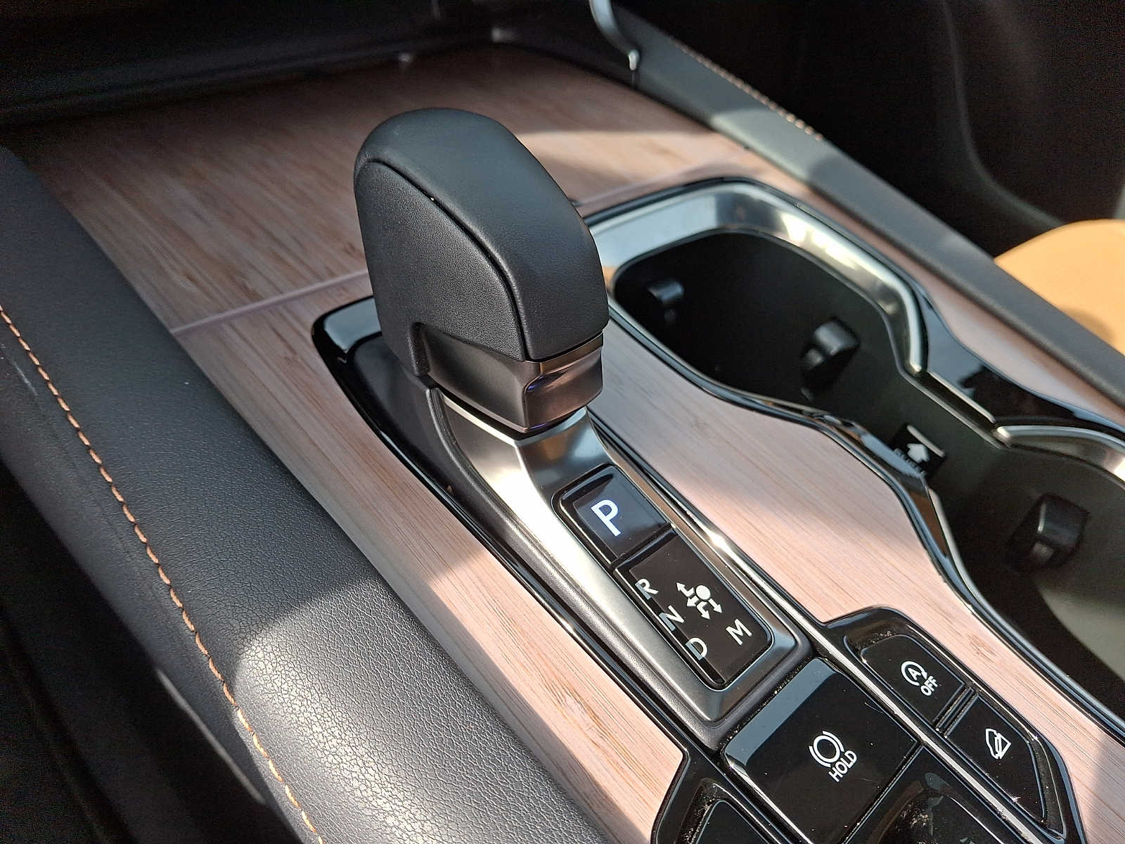 Thumbnail: 2024 Lexus RX - 13
