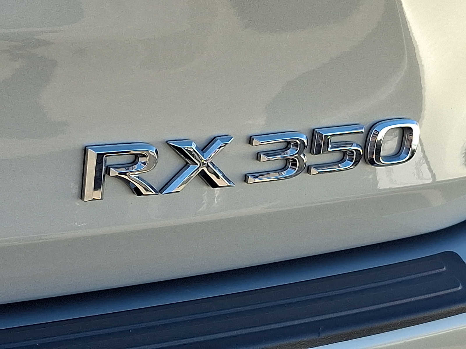 Thumbnail: 2021 Lexus RX - 29