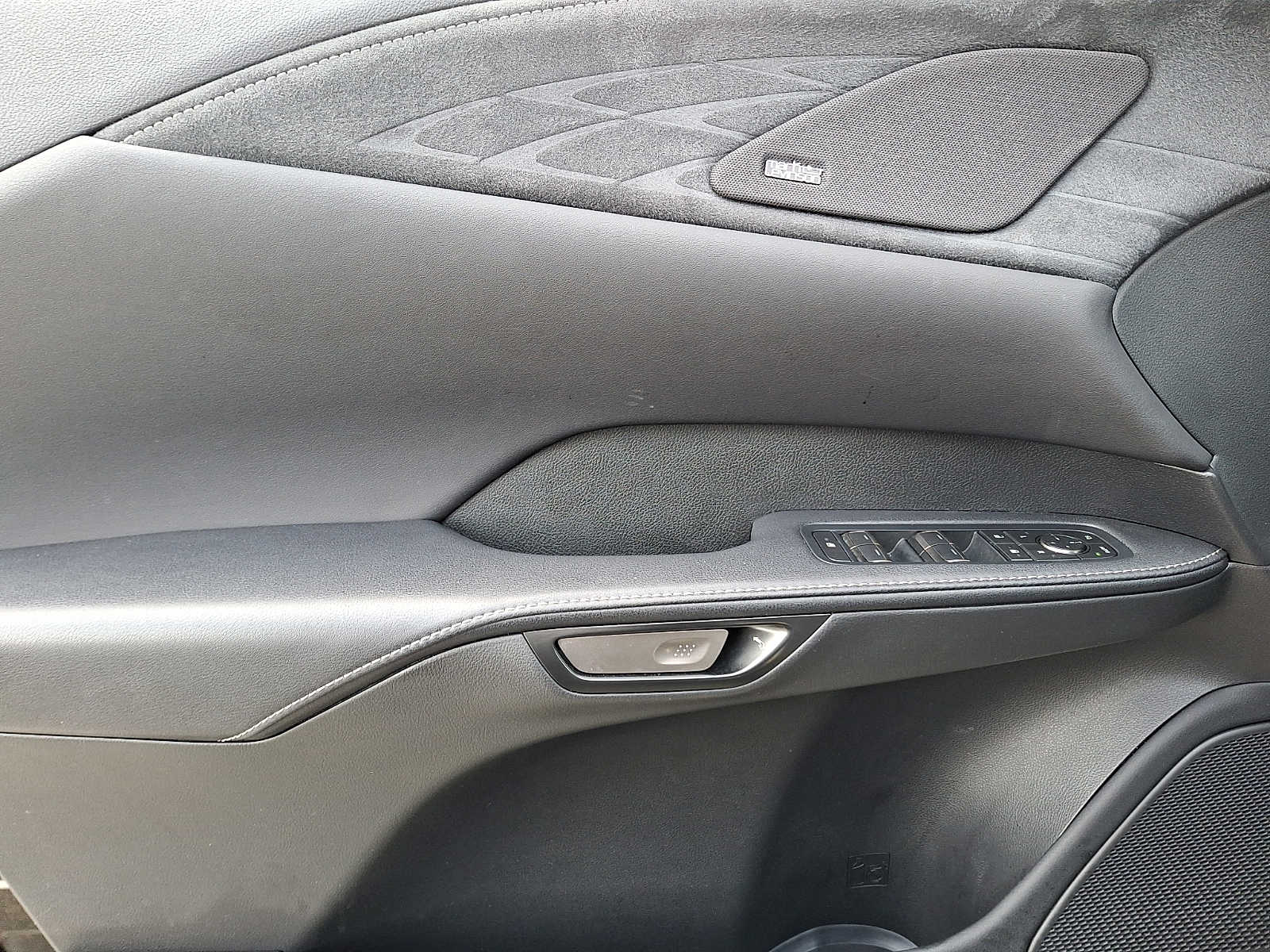 Thumbnail: 2023 Lexus RX - 8