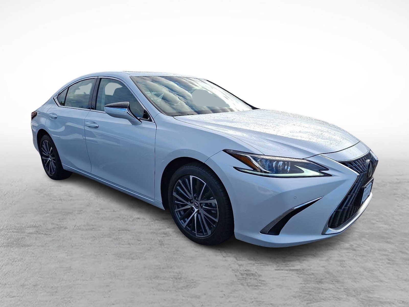 Thumbnail: 2023 Lexus ES - 3