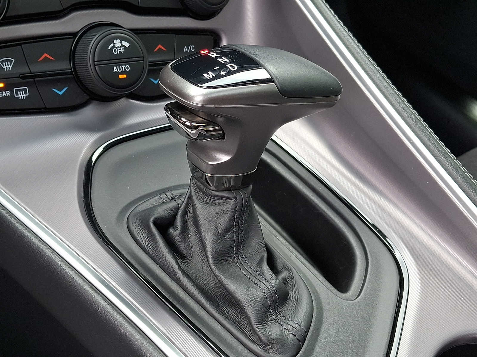 Thumbnail: 2019 Dodge Challenger - 15