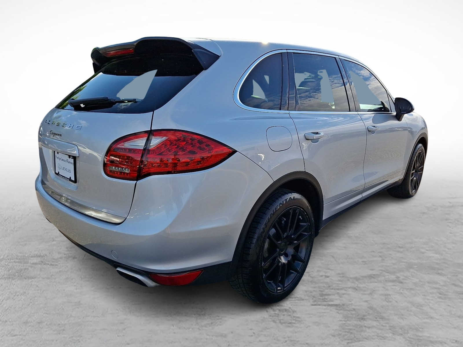 Thumbnail: 2012 Porsche Cayenne - 4