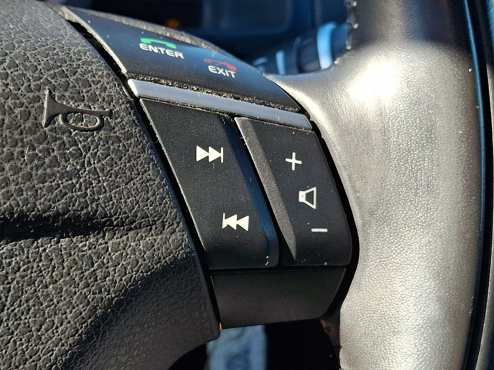Thumbnail: 2013 Volvo XC90 - 19