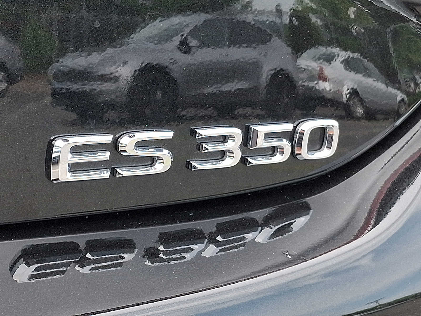 Thumbnail: 2023 Lexus ES - 27