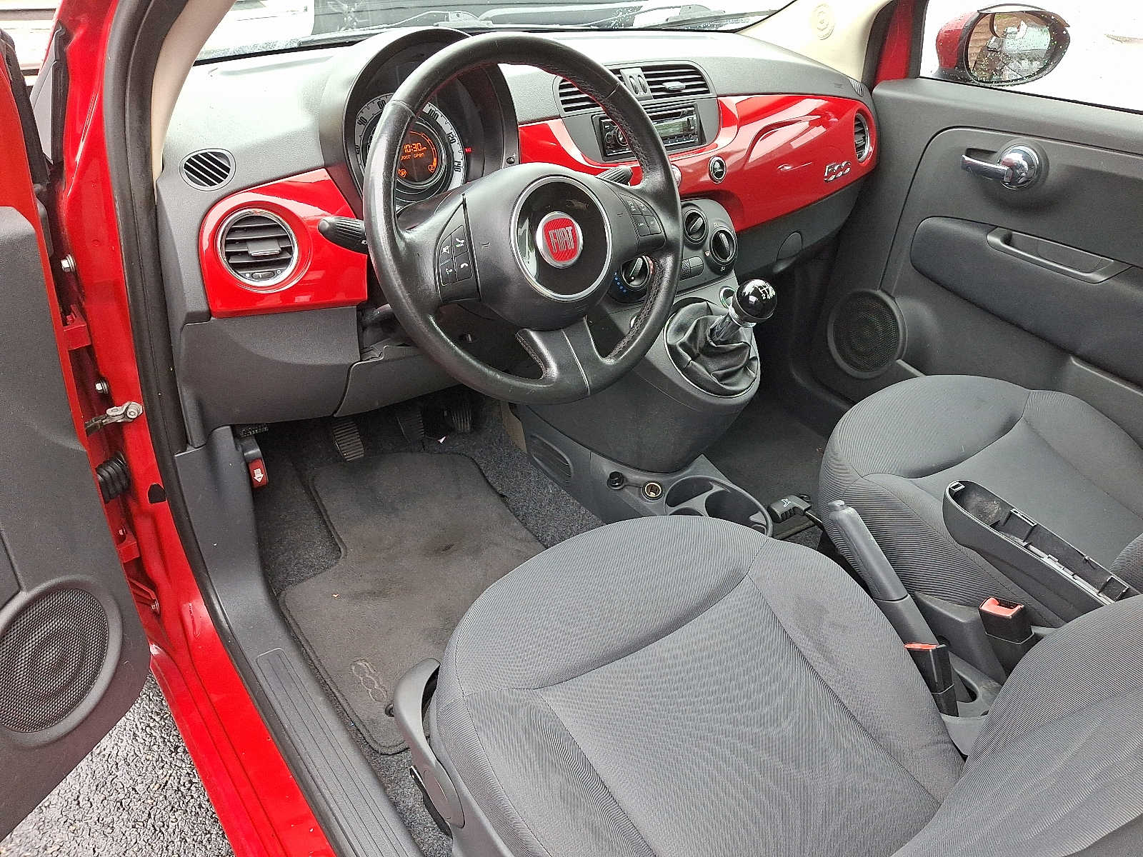 2012 Fiat 500 Pop 10