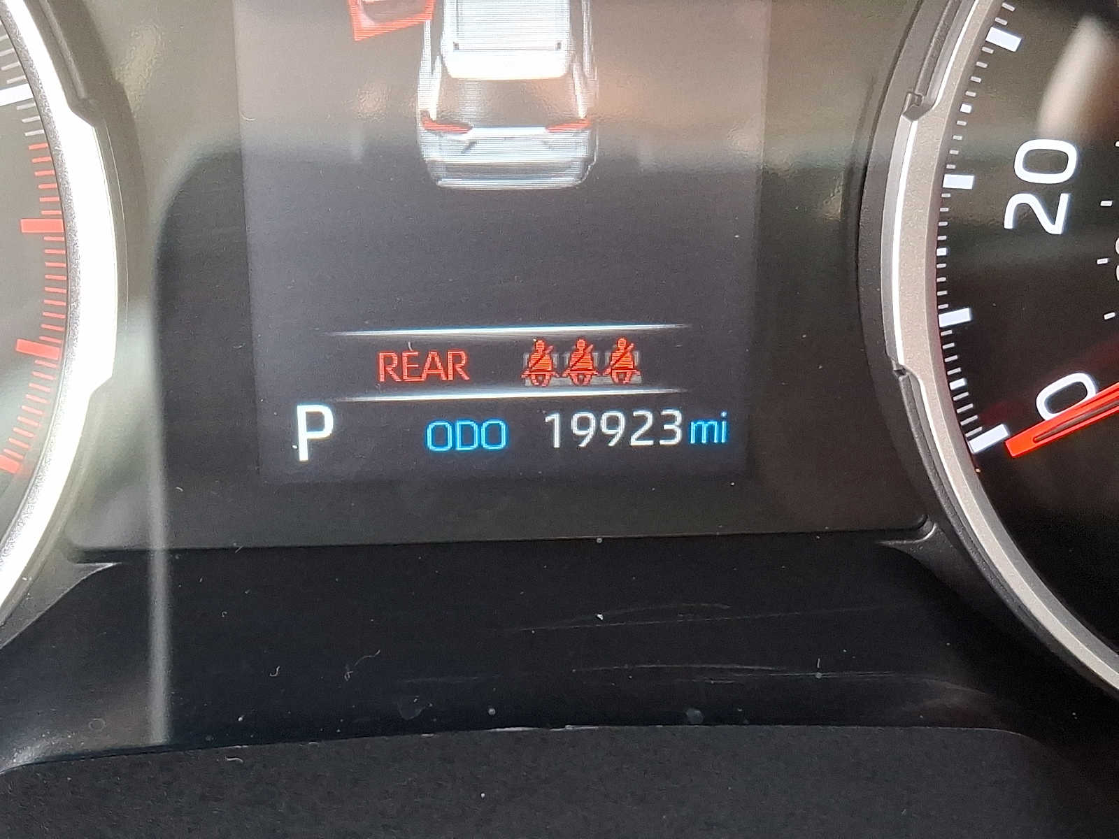 Thumbnail: 2022 Toyota RAV4 - 16