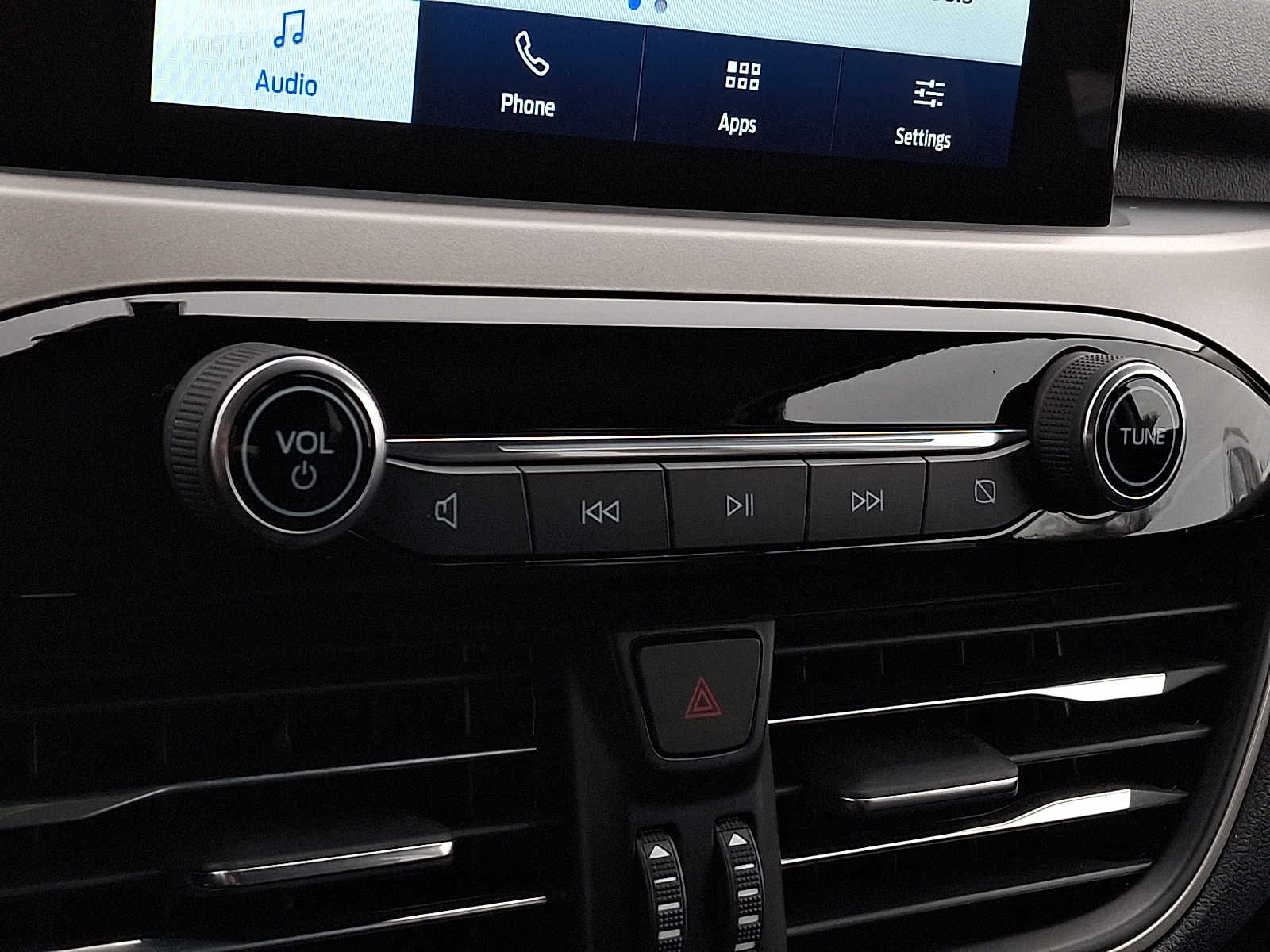 Thumbnail: 2022 Ford Escape - 14