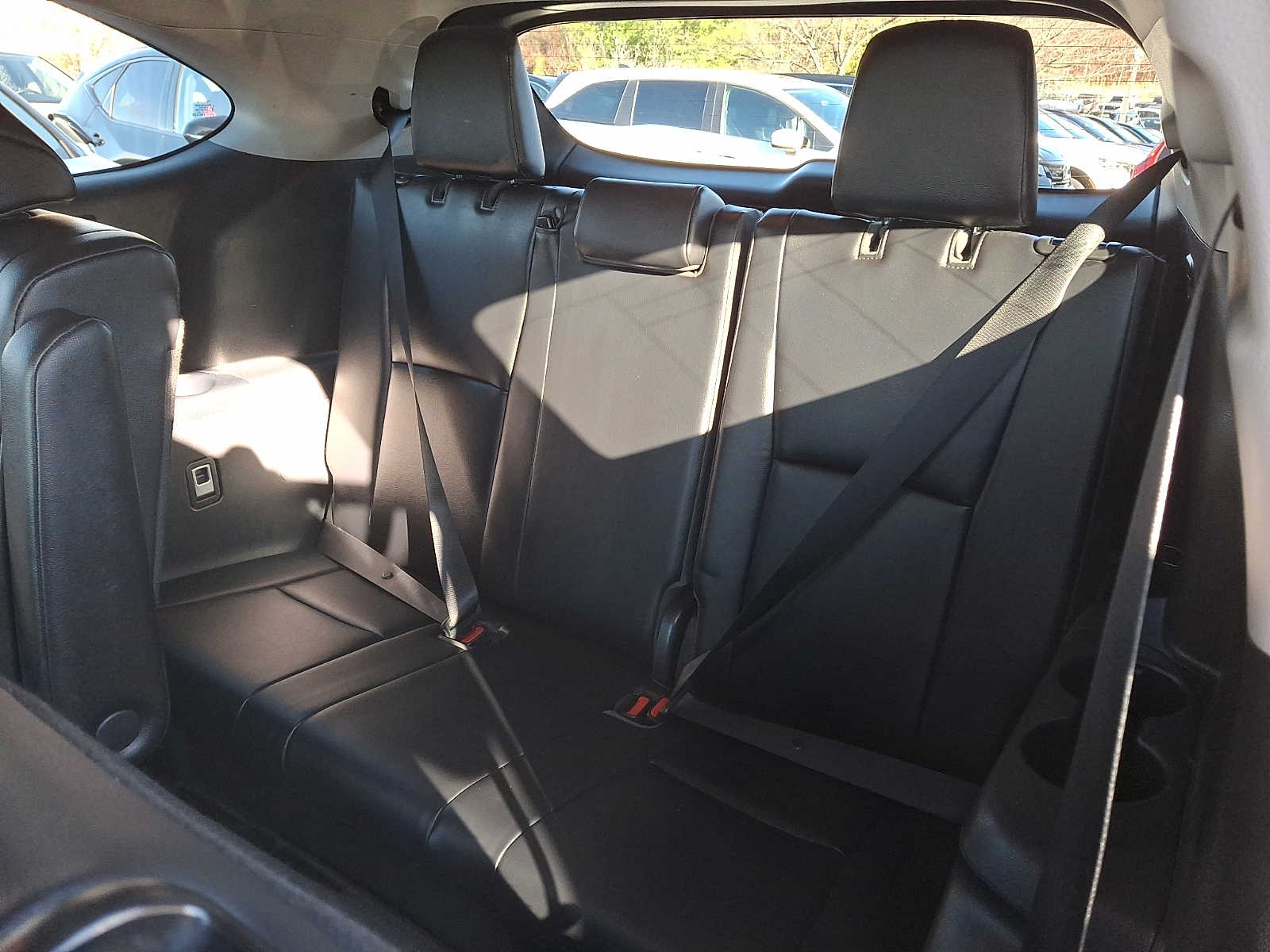 Thumbnail: 2022 Toyota Highlander - 9