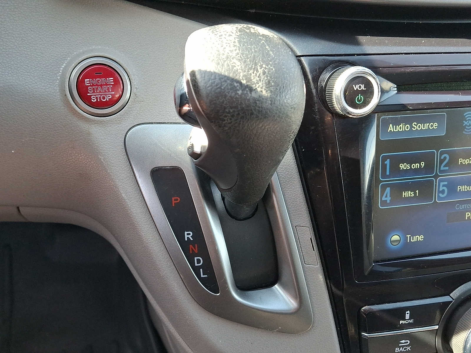 Thumbnail: 2015 Honda Odyssey - 15