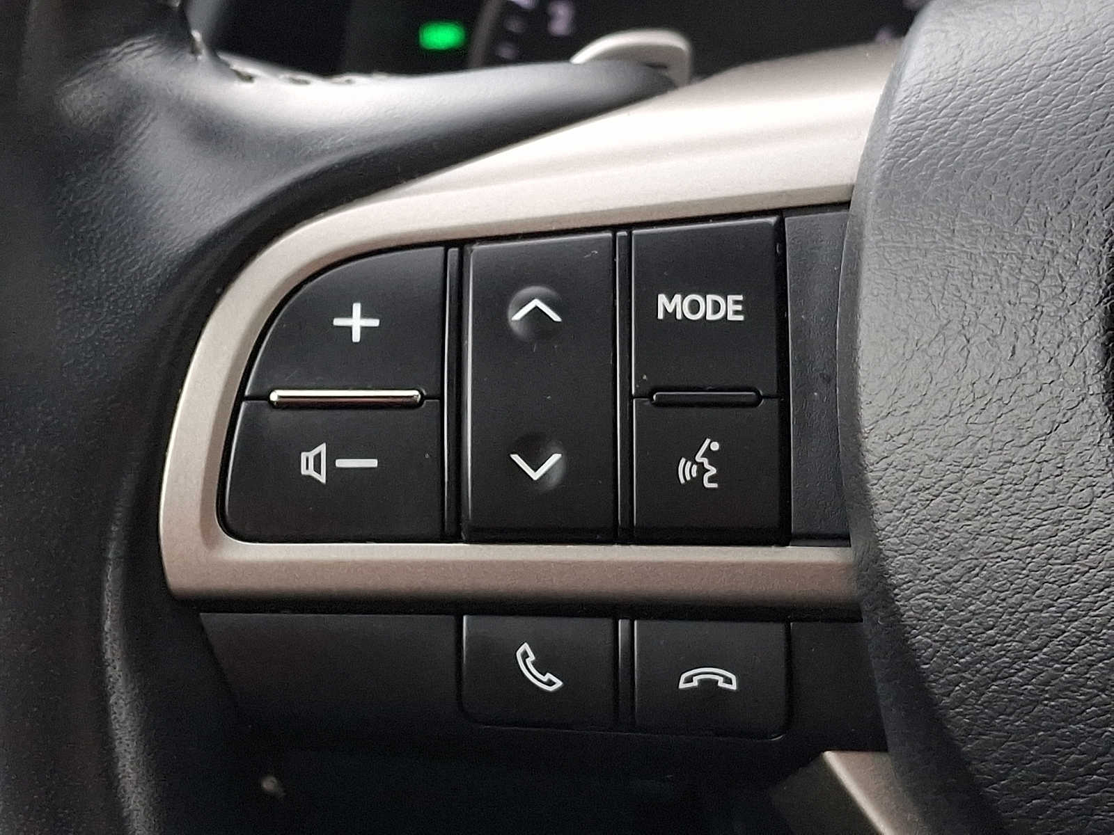 Thumbnail: 2020 Lexus RX - 18