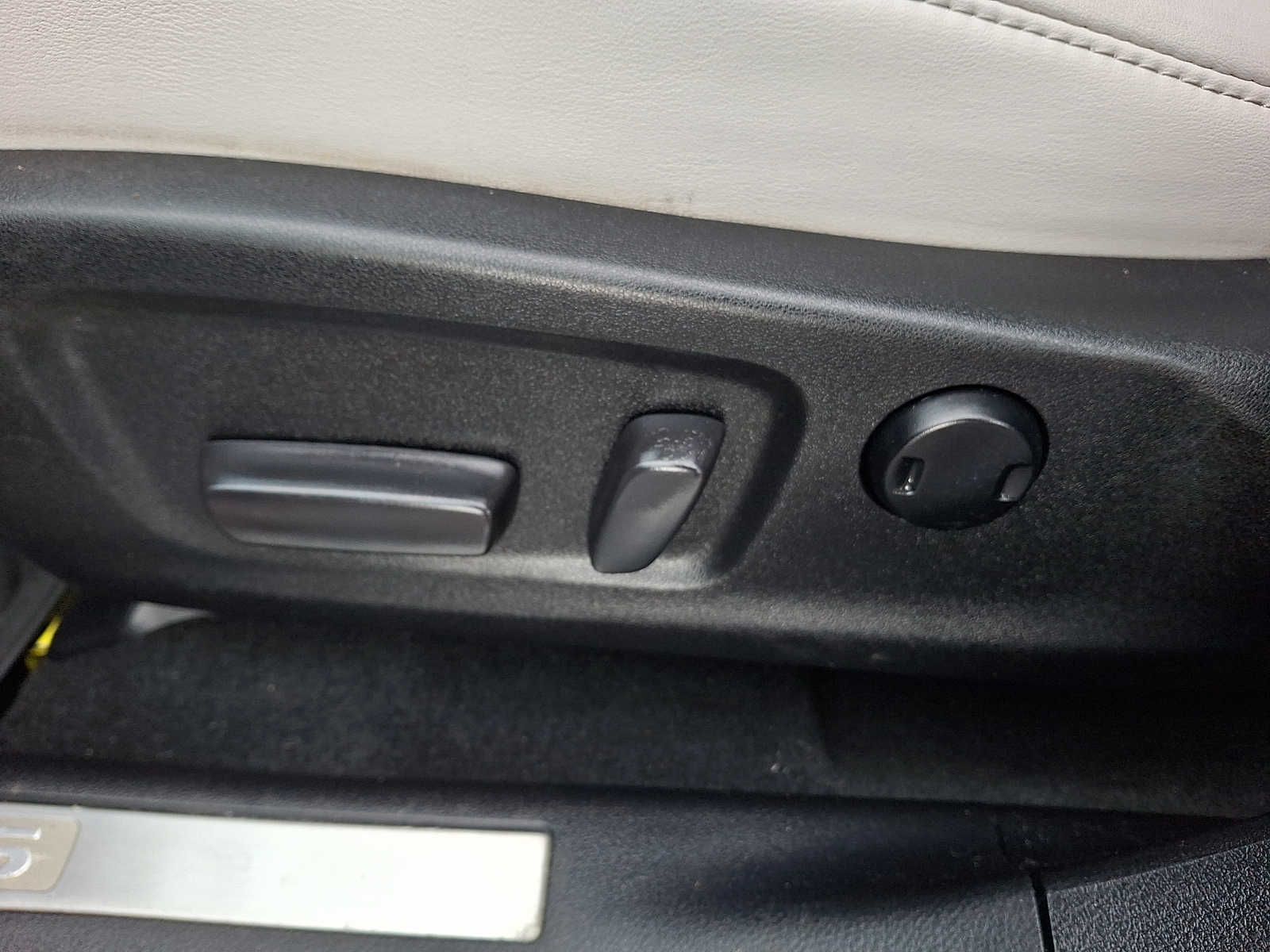 Thumbnail: 2020 Lexus RX - 11